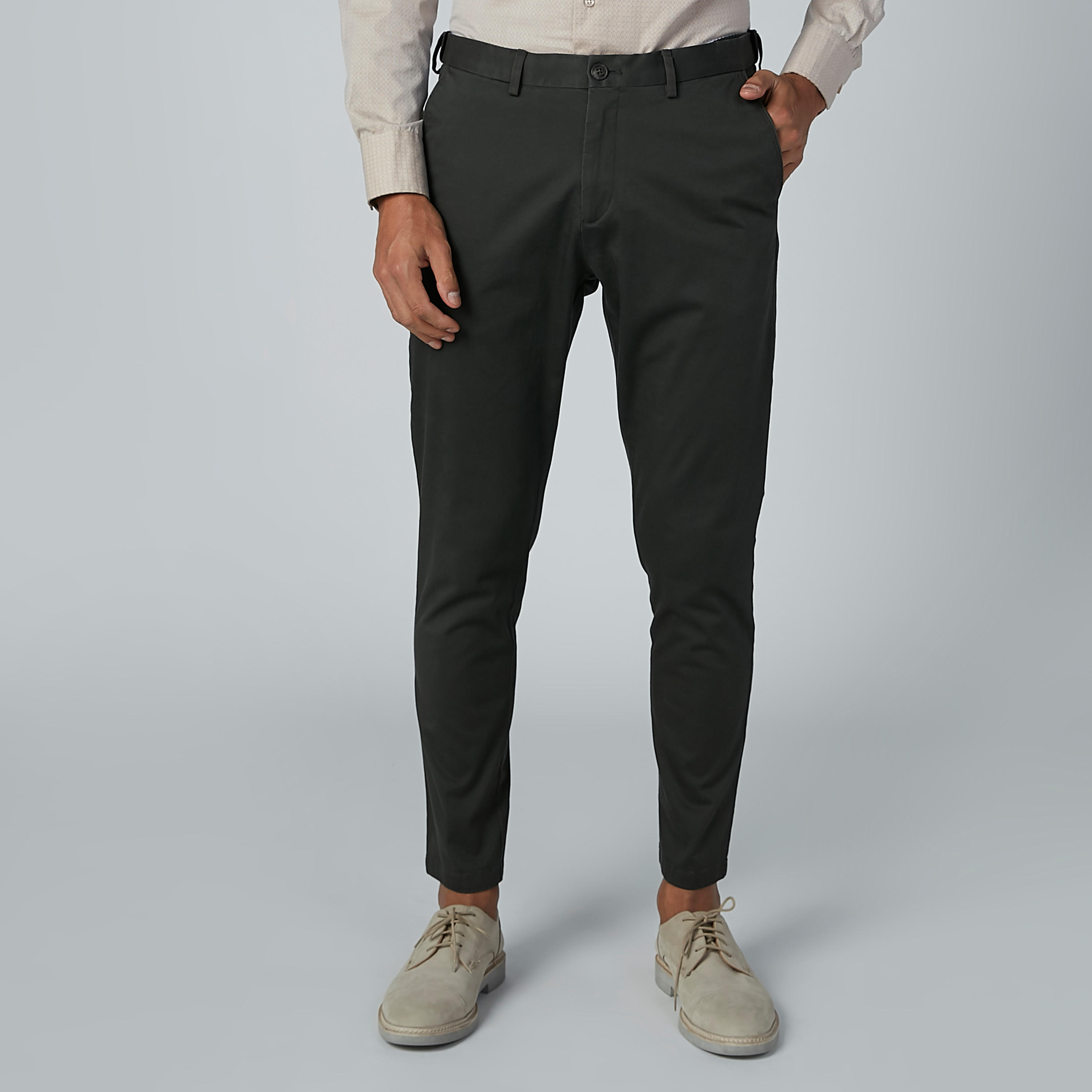 بنطال شينو سادة بخصر متوسط الارتفاع وجيوب-men-clothing-bottoms-trousersandchinos-trousers-image-18