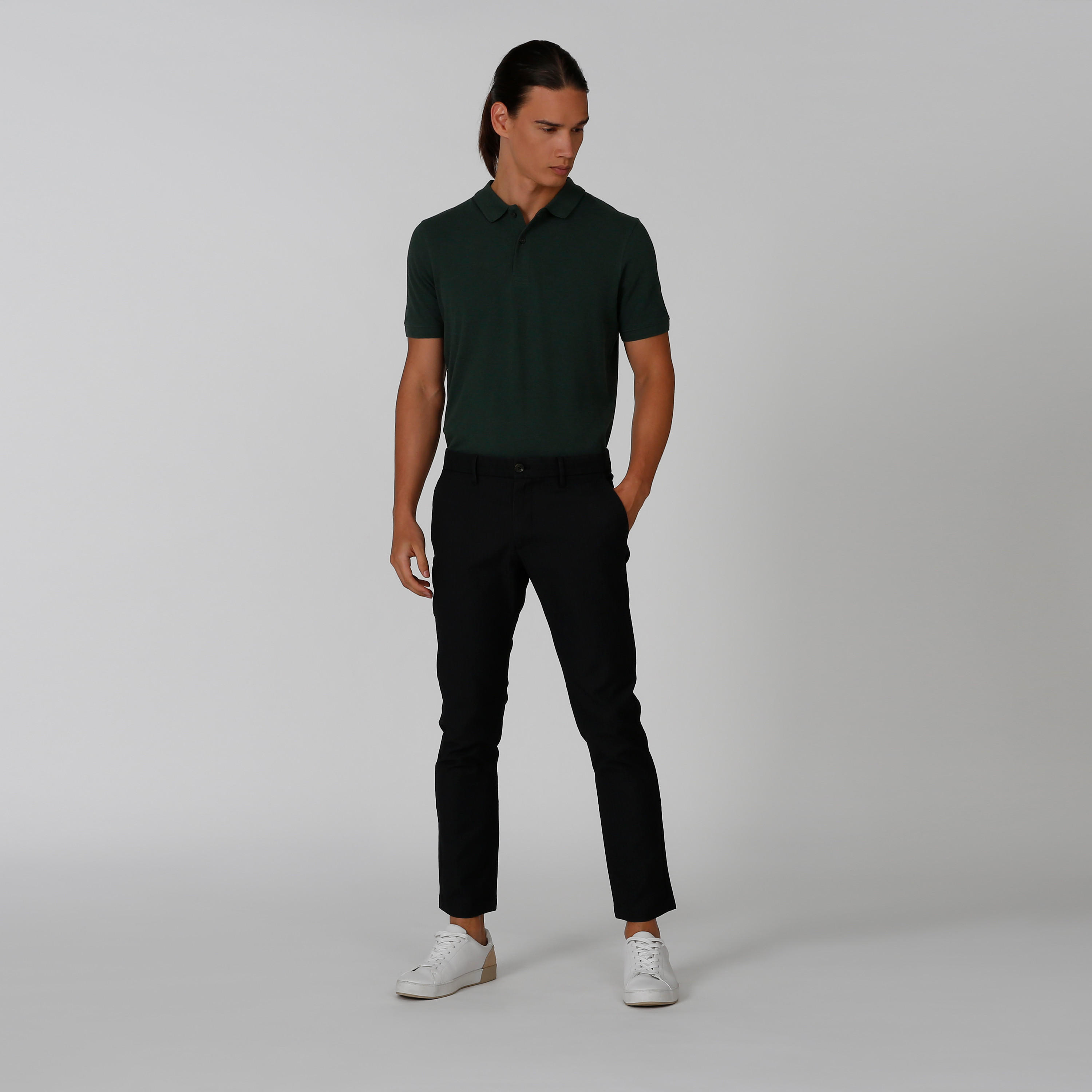 بنطلون سليم بارز الملمس بخصر متوسط الارتفاع وجيوب-men-clothing-bottoms-trousersandchinos-trousers-image-2
