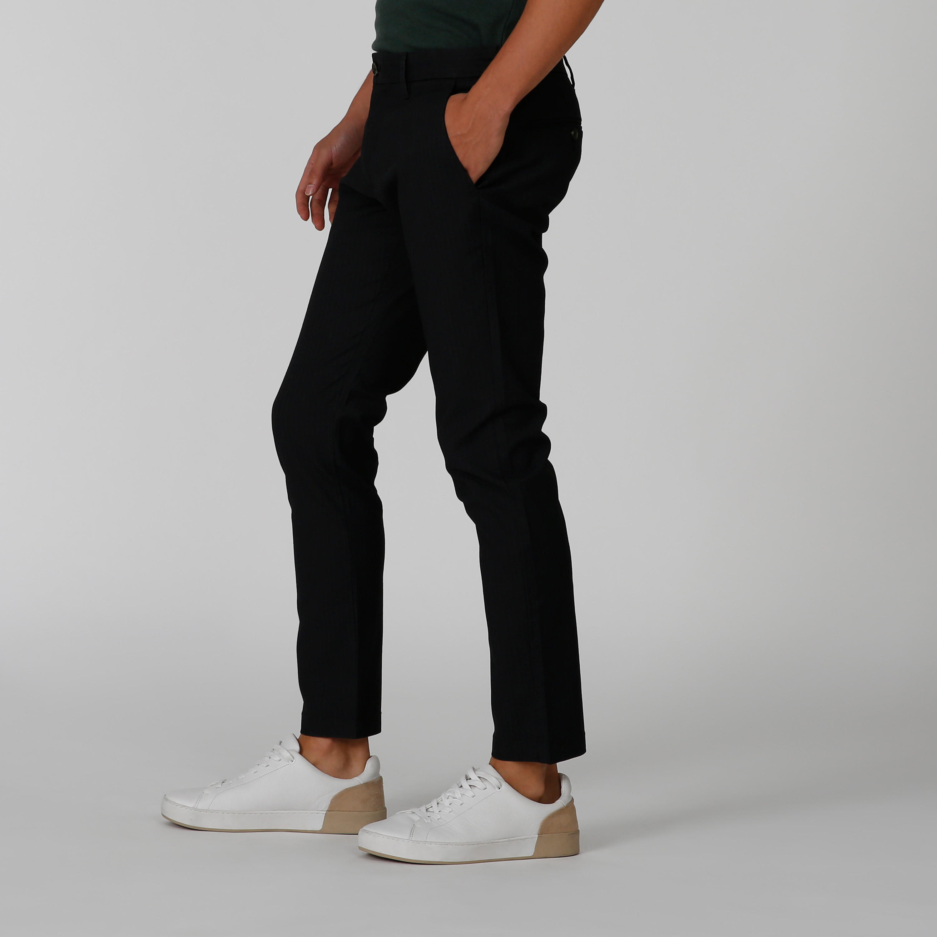 بنطلون سليم بارز الملمس بخصر متوسط الارتفاع وجيوب-men-clothing-bottoms-trousersandchinos-trousers-image-3
