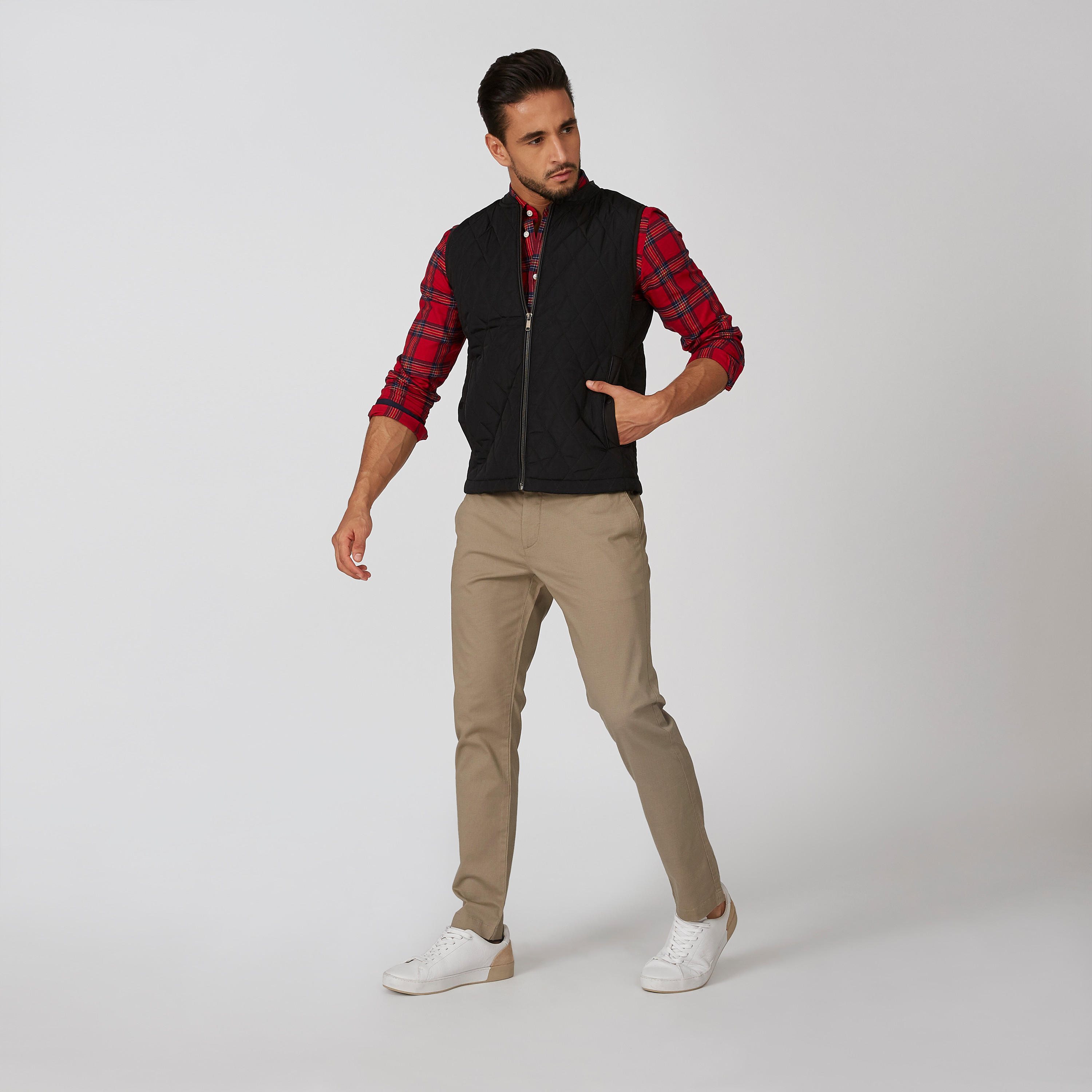 بنطلون شينو سليم بارز الملمس بخصر متوسط الارتفاع وجيوب-men-clothing-bottoms-trousersandchinos-trousers-image-5