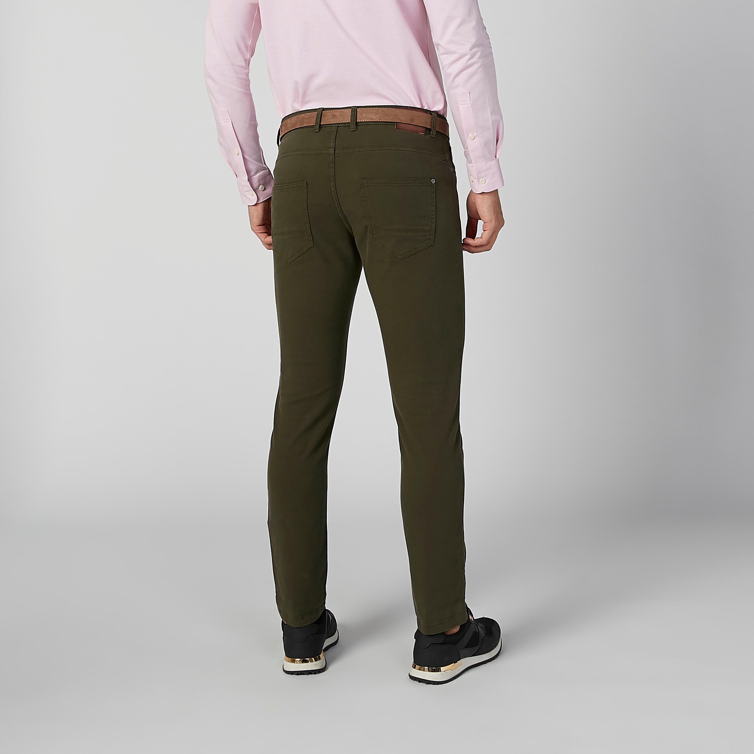 بنطلون مستدام شينو سادة سليم بجيوب-men-clothing-bottoms-trousersandchinos-trousers-image-17