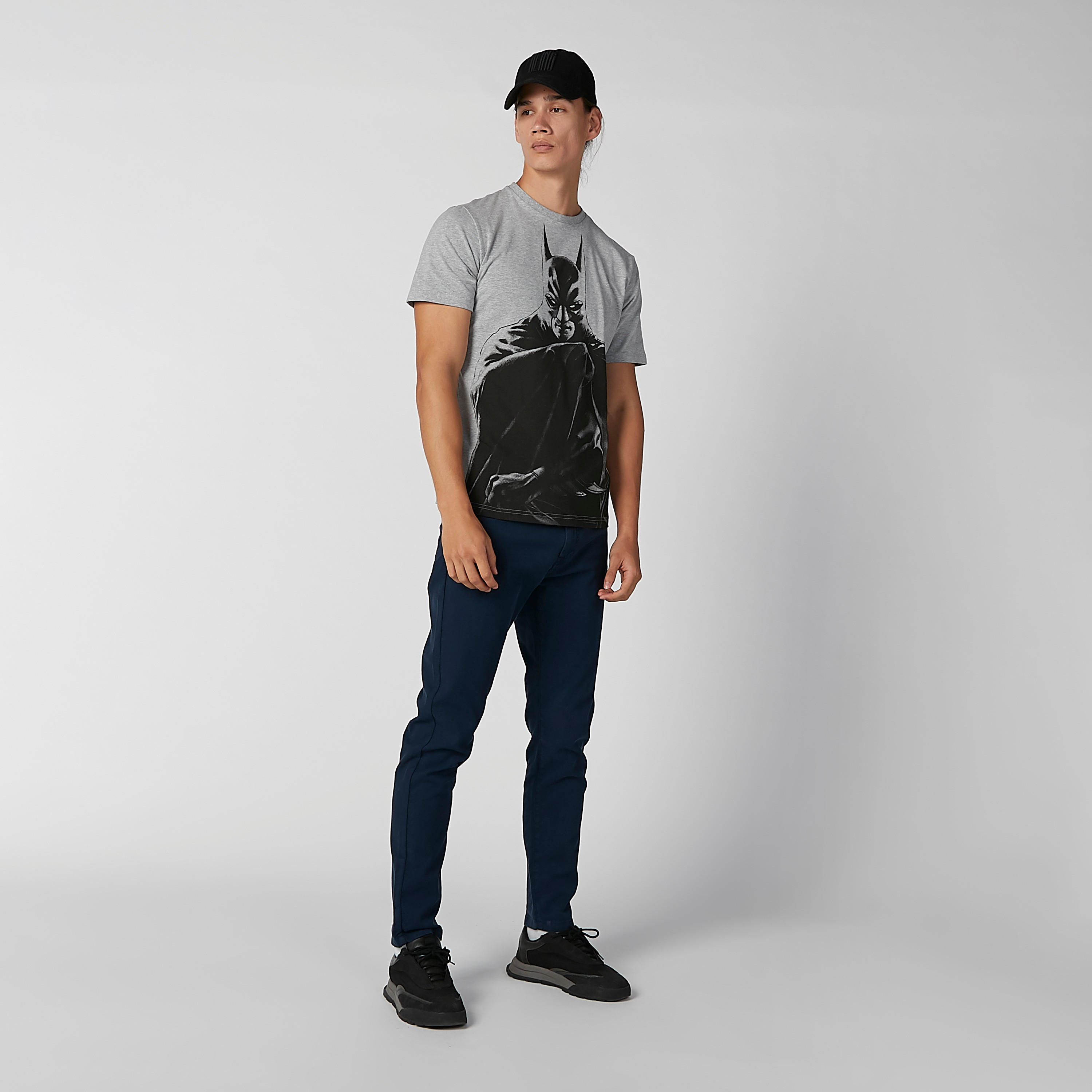 بنطلون مستدام شينو سادة سليم بجيوب-men-clothing-bottoms-trousersandchinos-trousers-image-19