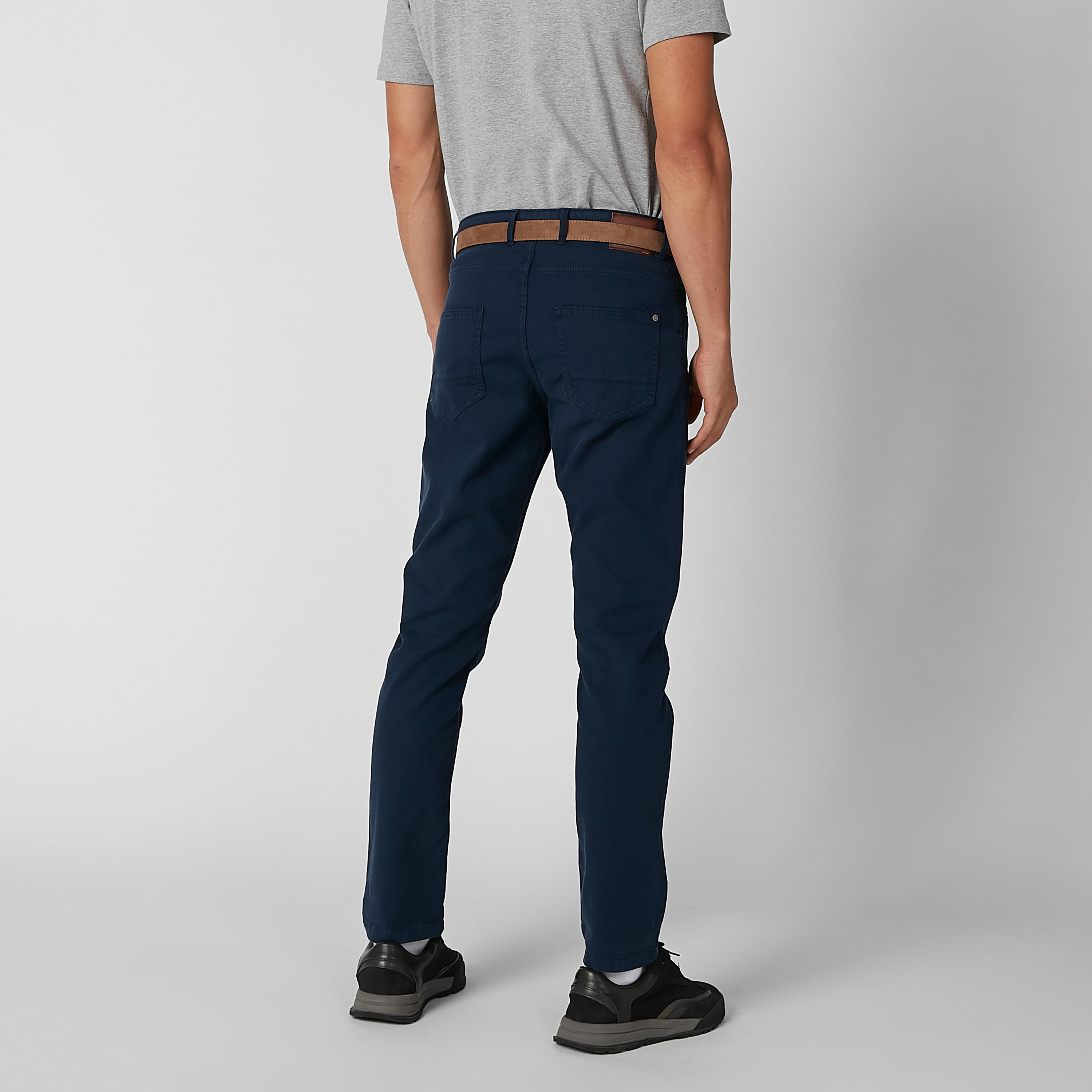 بنطلون مستدام شينو سادة سليم بجيوب-men-clothing-bottoms-trousersandchinos-trousers-image-22