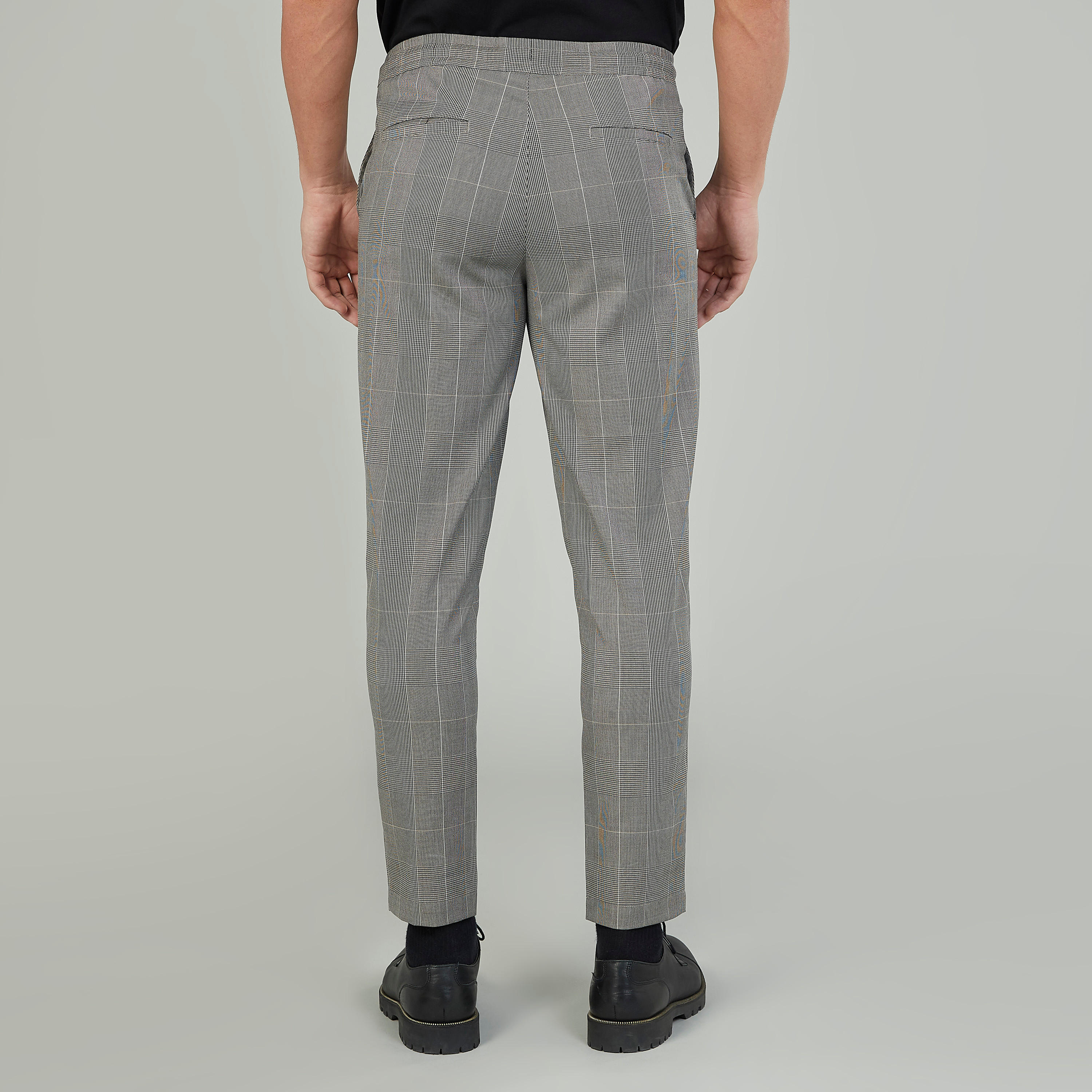 Slim Fit Chequered Mid-Rise Trousers with Pocket Detail and Drawstring-men-clothing-bottoms-trousersandchinos-trousers-image-4