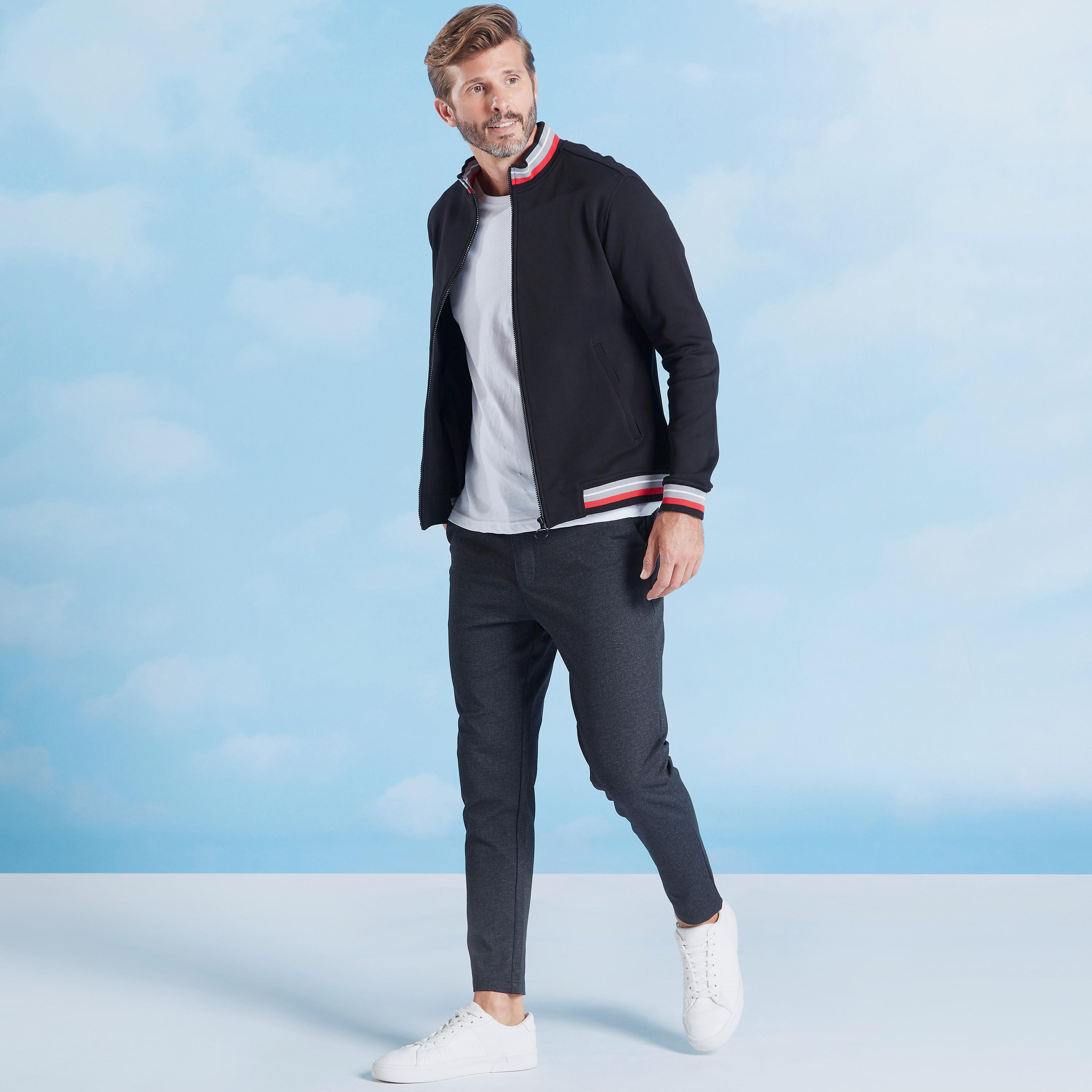بنطلون سليم سادة بخصر متوسّط الإرتفاع برباط وجيوب-men-clothing-bottoms-trousersandchinos-trousers-image-4
