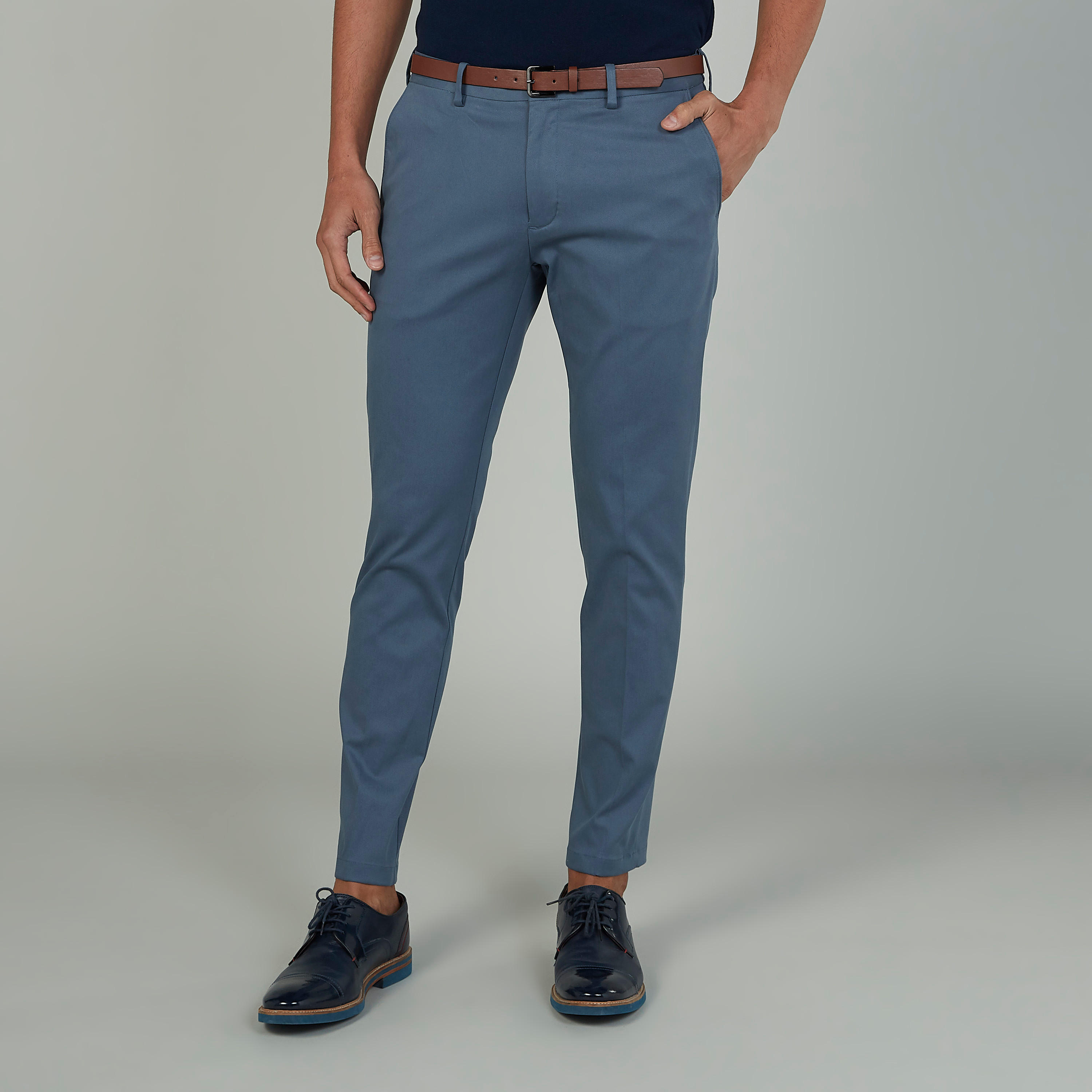 بنطلون سادة طويل بجيوب وحلقات للحزام-men-clothing-bottoms-trousersandchinos-trousers-image-1