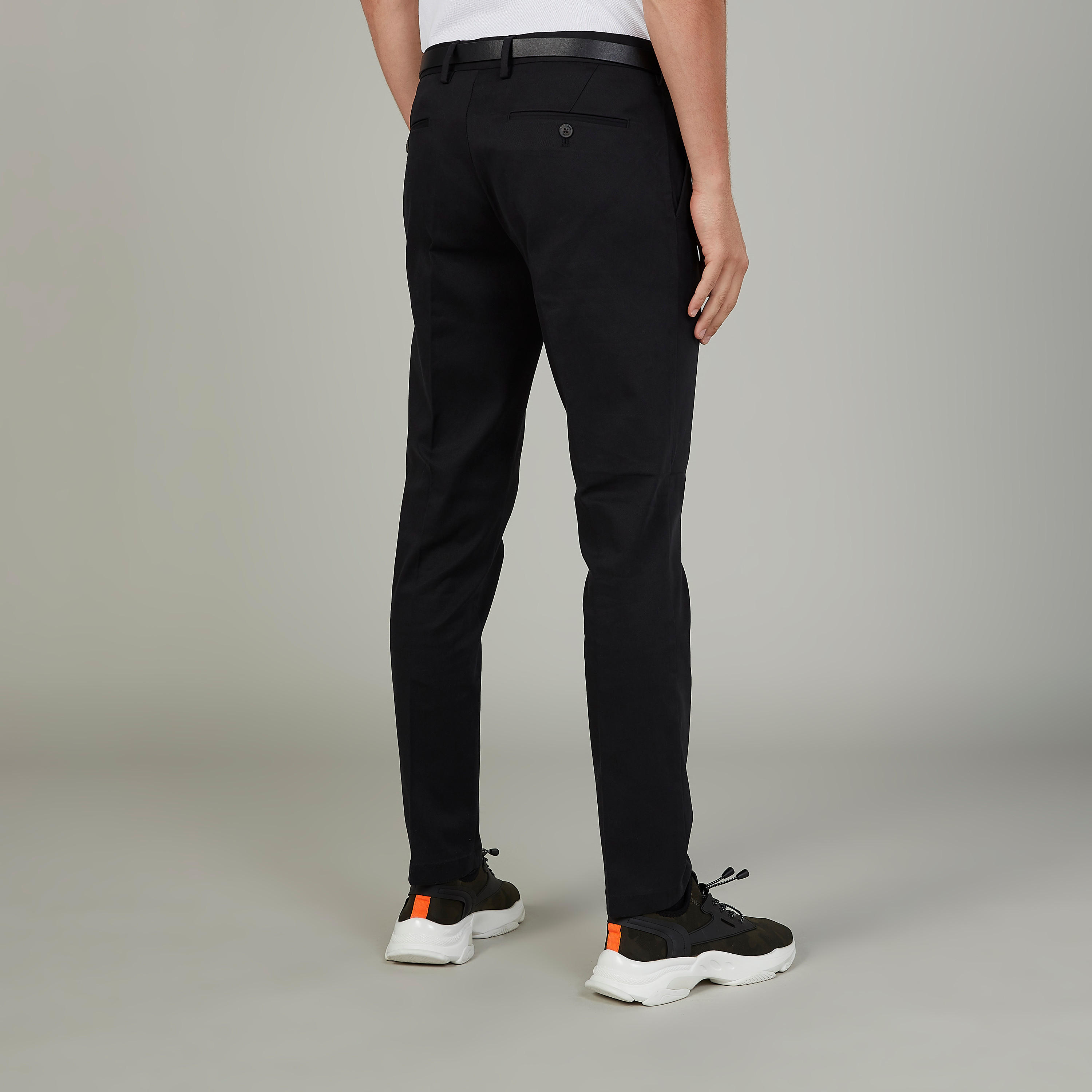 بنطلون سادة بجيوب-men-clothing-bottoms-trousersandchinos-trousers-image-2