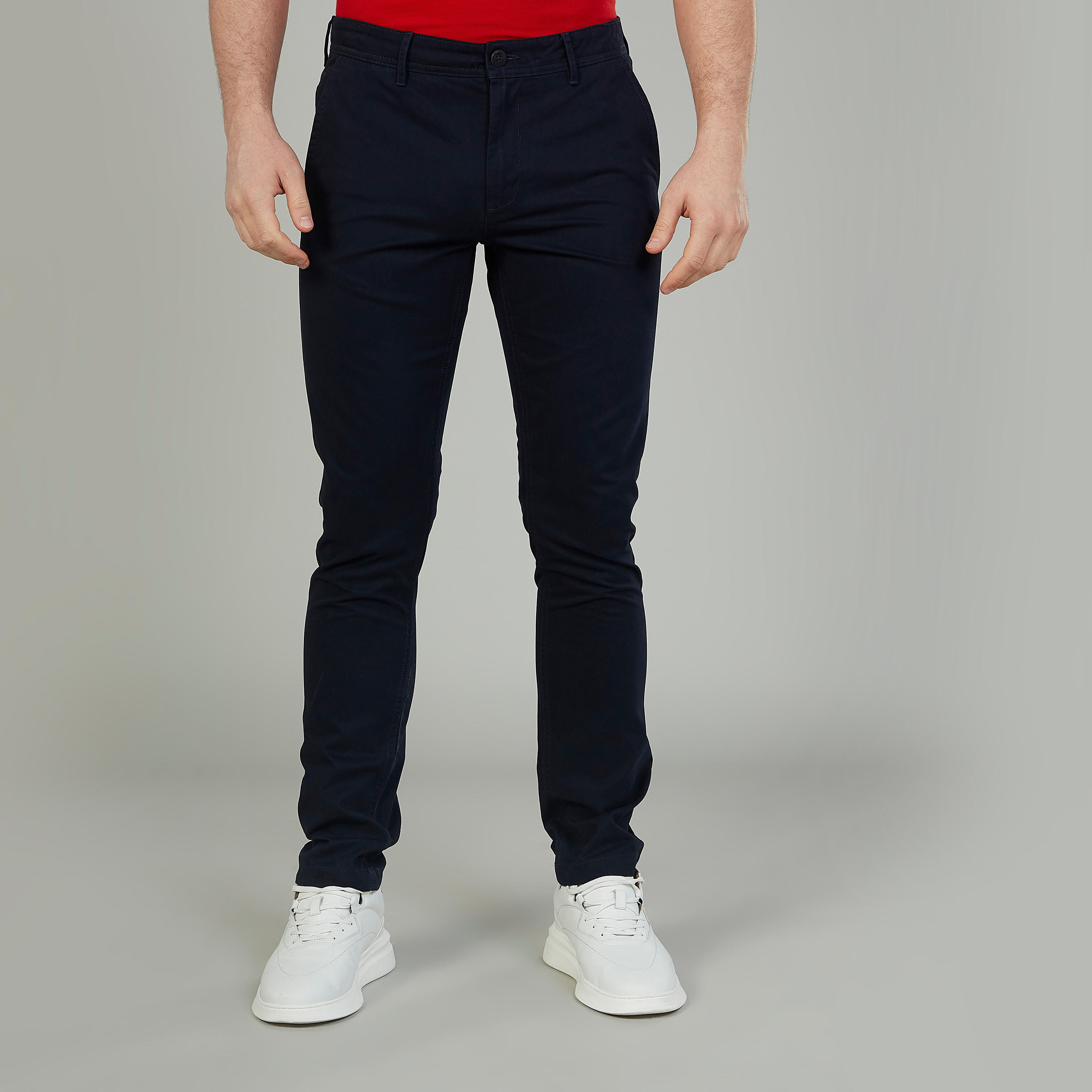 بنطلون طويل سادة بقصّة سليم وخصر متوسط الارتفاع وجيوب-men-clothing-bottoms-trousersandchinos-trousers-image-1