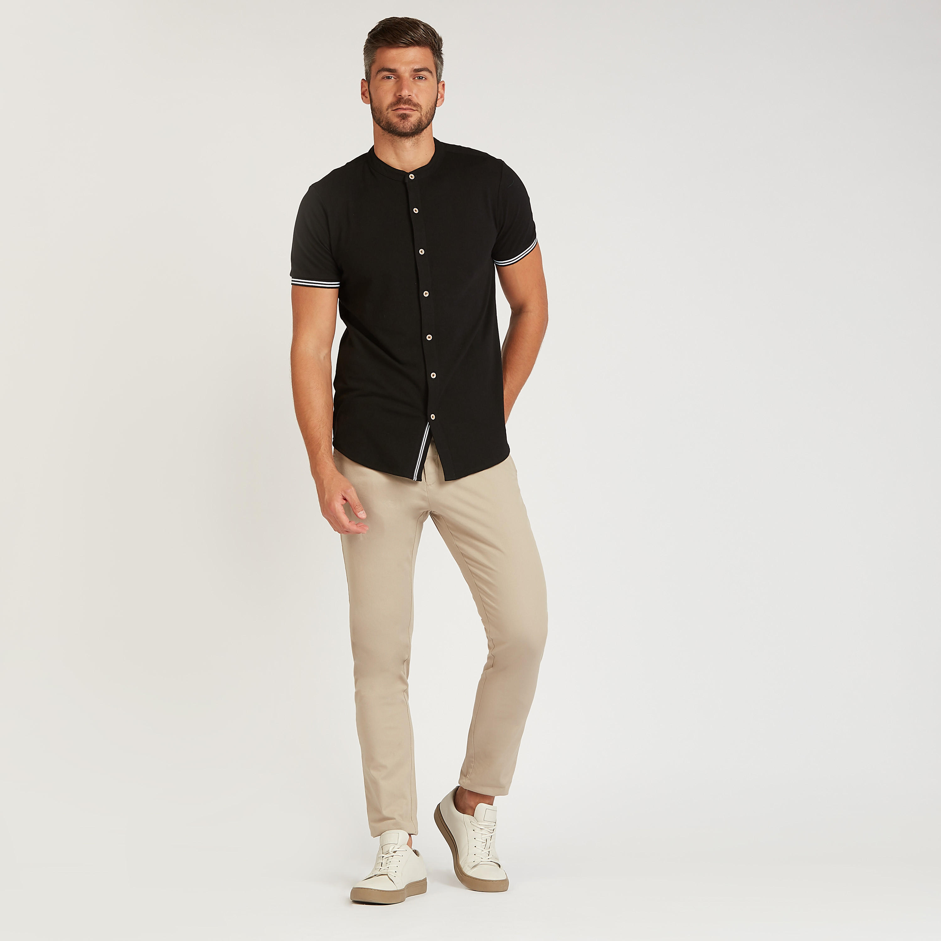 بنطلون شينو بارز الملمس طويل بقصّة سليم وخصر متوسط الارتفاع وجيوب-men-clothing-bottoms-trousersandchinos-trousers-image-2