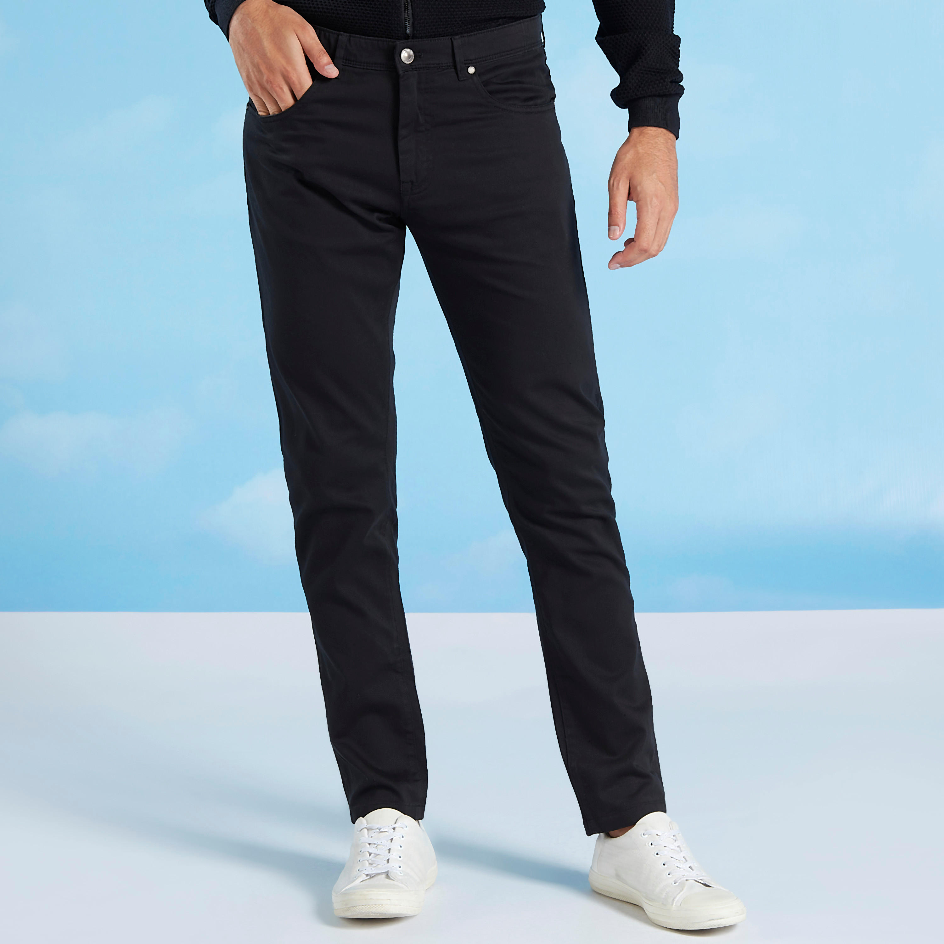 بنطلون شينو طويل سادة بقصّة سليم وخصر متوسط الارتفاع وجيوب-men-clothing-bottoms-trousersandchinos-trousers-image-1