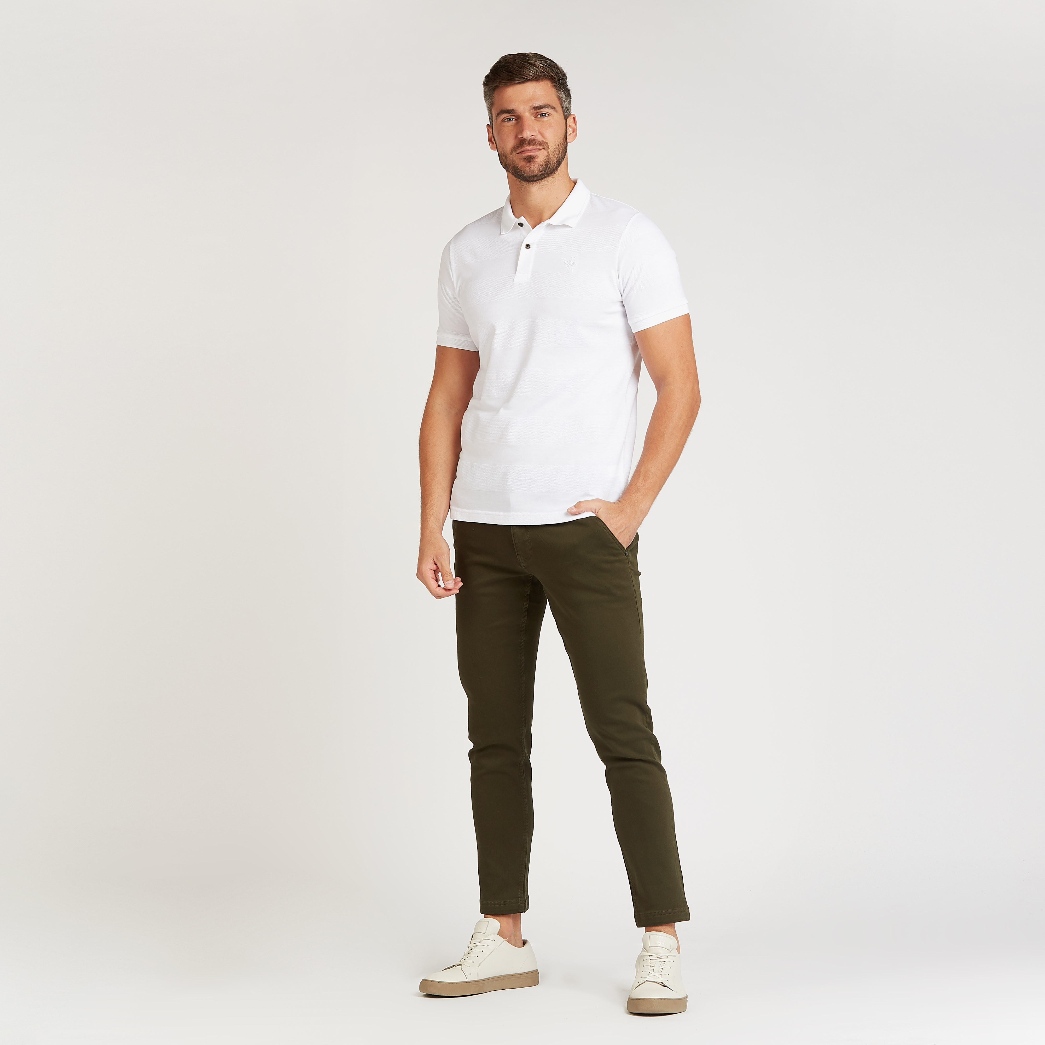 بنطلون شينو سليم سادة بخصر متوسط الارتفاع وجيوب وعراوي-men-clothing-bottoms-trousersandchinos-trousers-image-17