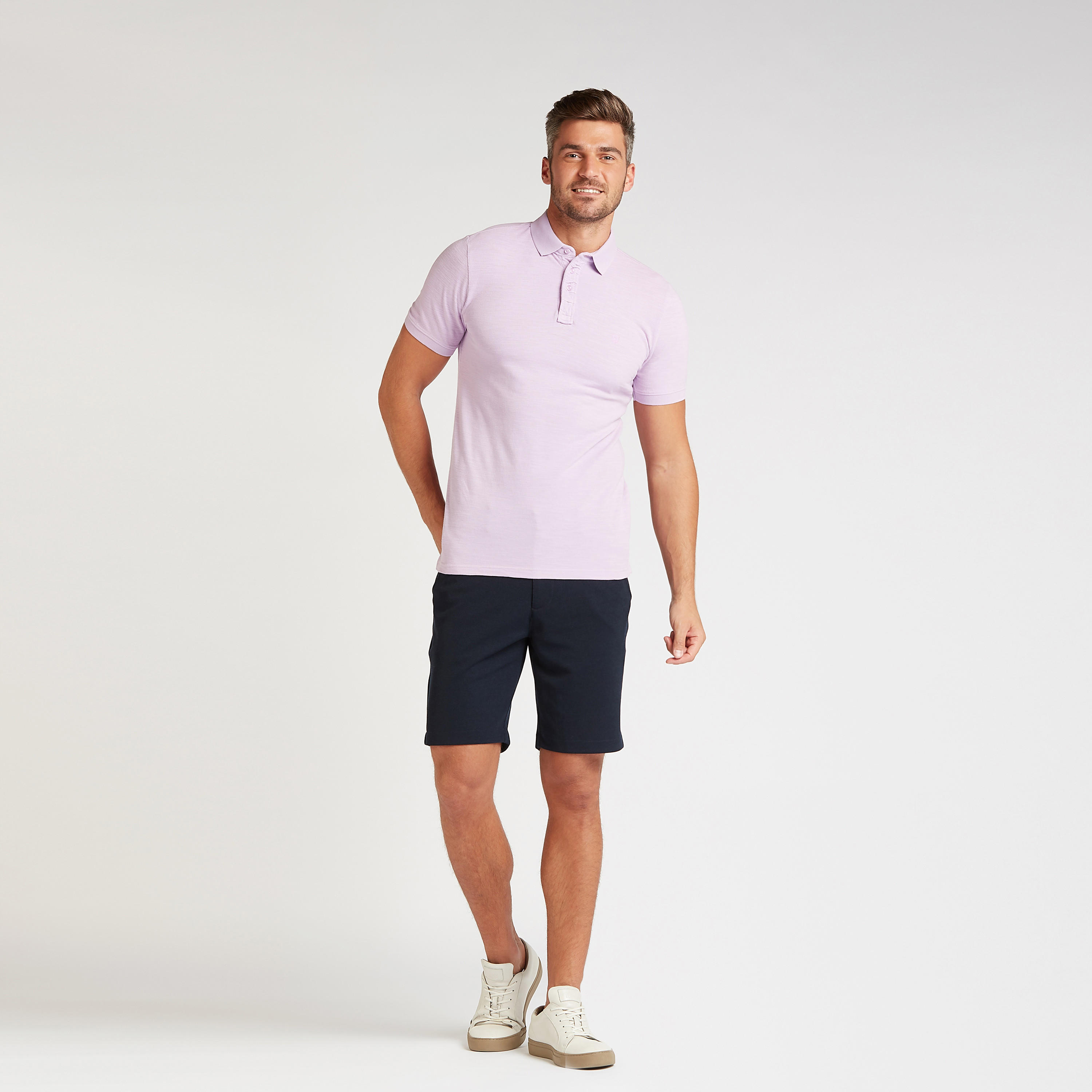 شورت سليم بارز الملمس بخصر متوسط الإرتفاع وجيوب وعراوي حزام-men-clothing-bottoms-shorts-image-2