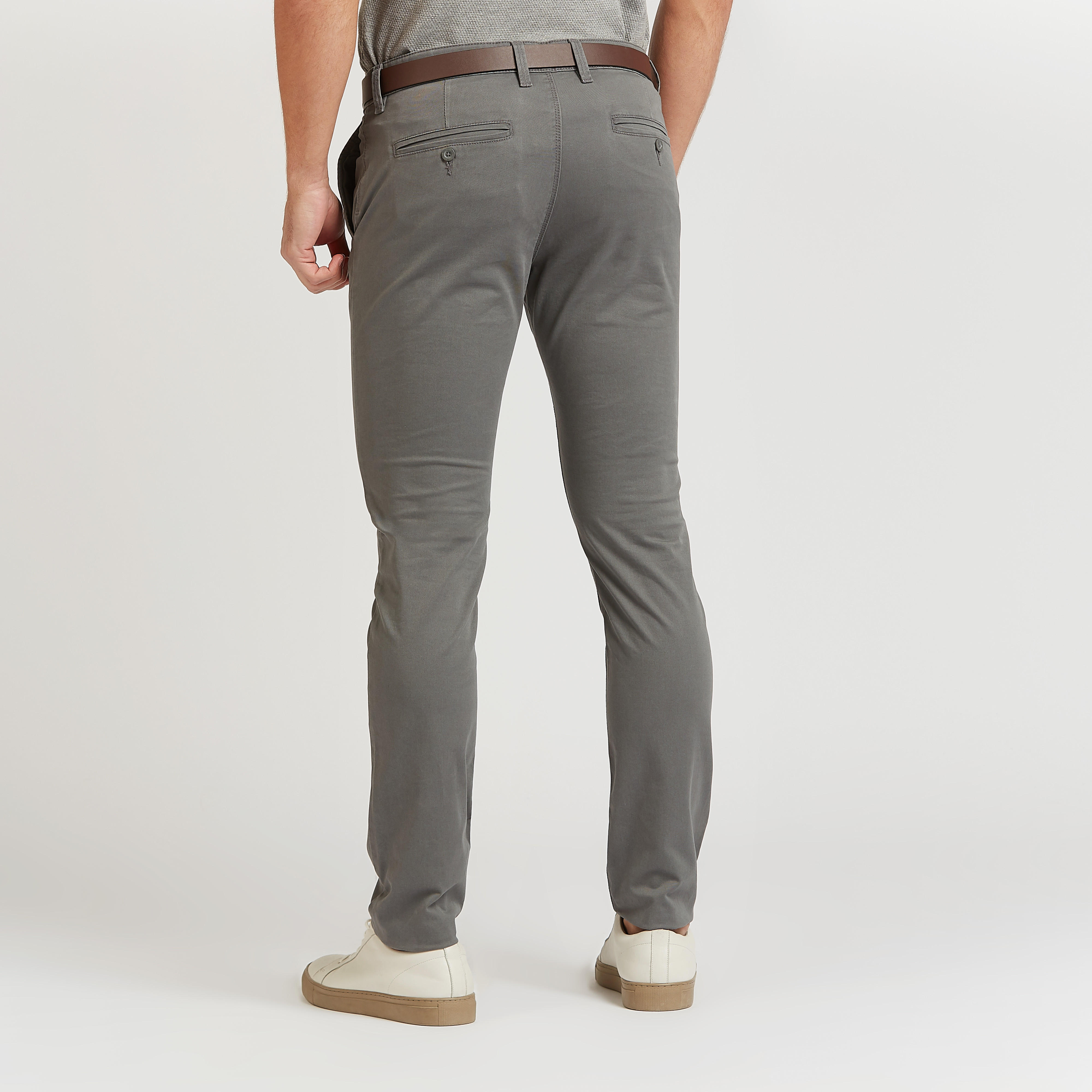 بنطلون شينو طويل سادة بقصّة سليم وخصر متوسط الارتفاع وجيوب-men-clothing-bottoms-trousersandchinos-trousers-image-22