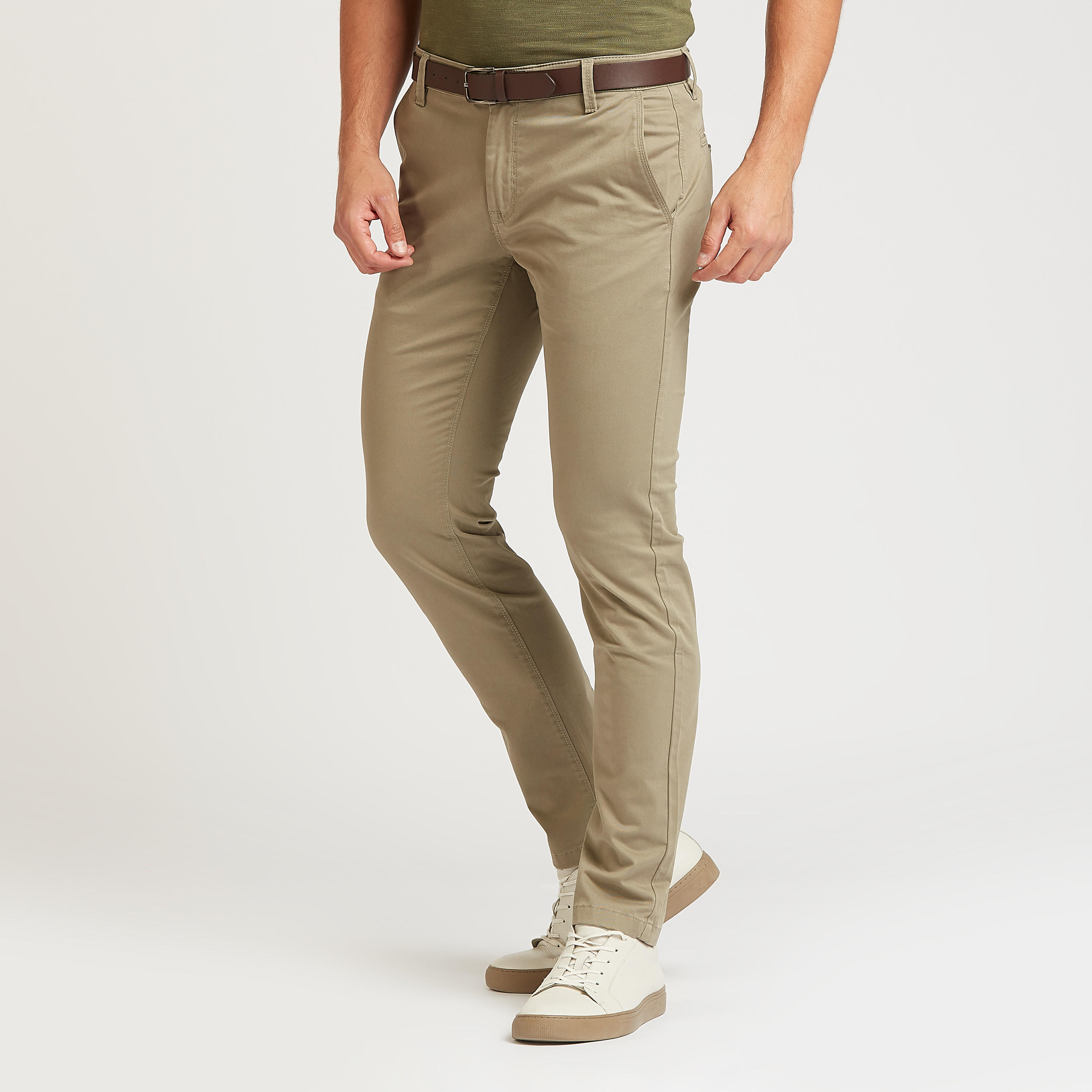 بنطلون شينو طويل سادة بقصّة سليم وخصر متوسط الارتفاع وجيوب-men-clothing-bottoms-trousersandchinos-trousers-image-29