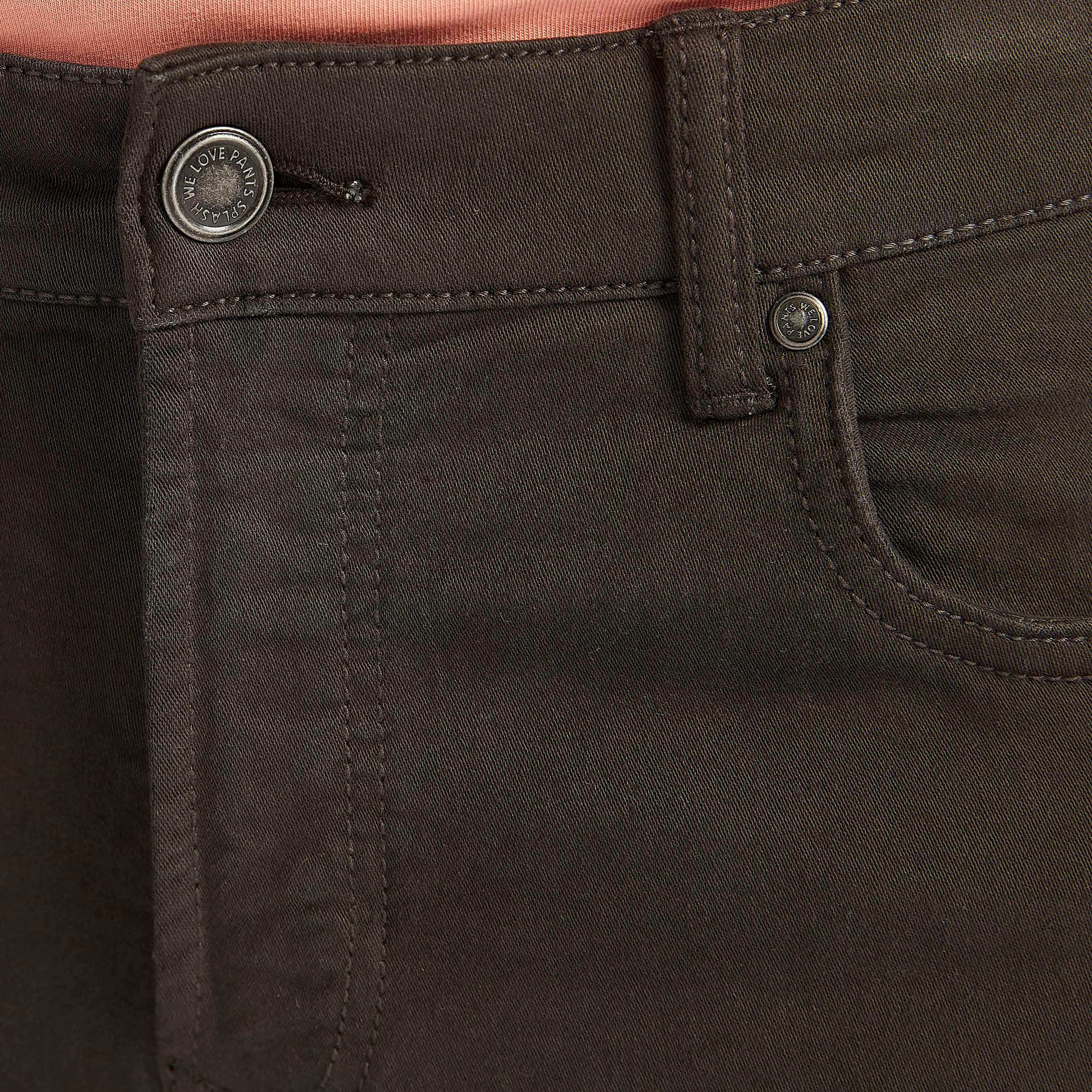 بنطلون شينو مستدام قصير سادة بخصر متوسّط الارتفاع وزر إغلاق وجيوب-men-clothing-bottoms-trousersandchinos-trousers-image-1