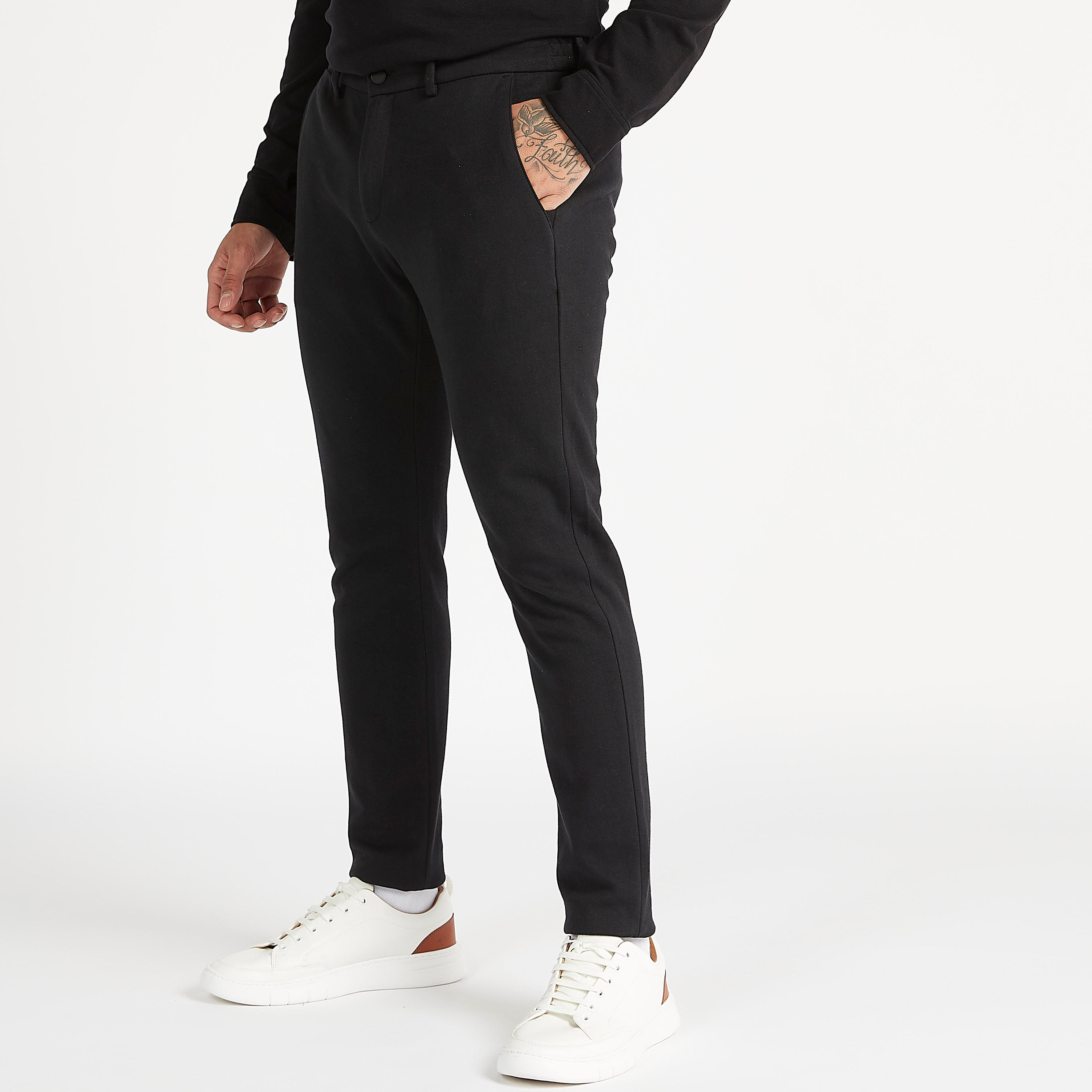Sustainable Solid Mid-Rise Slim Fit Trousers with Pockets-men-clothing-bottoms-trousersandchinos-trousers-image-1