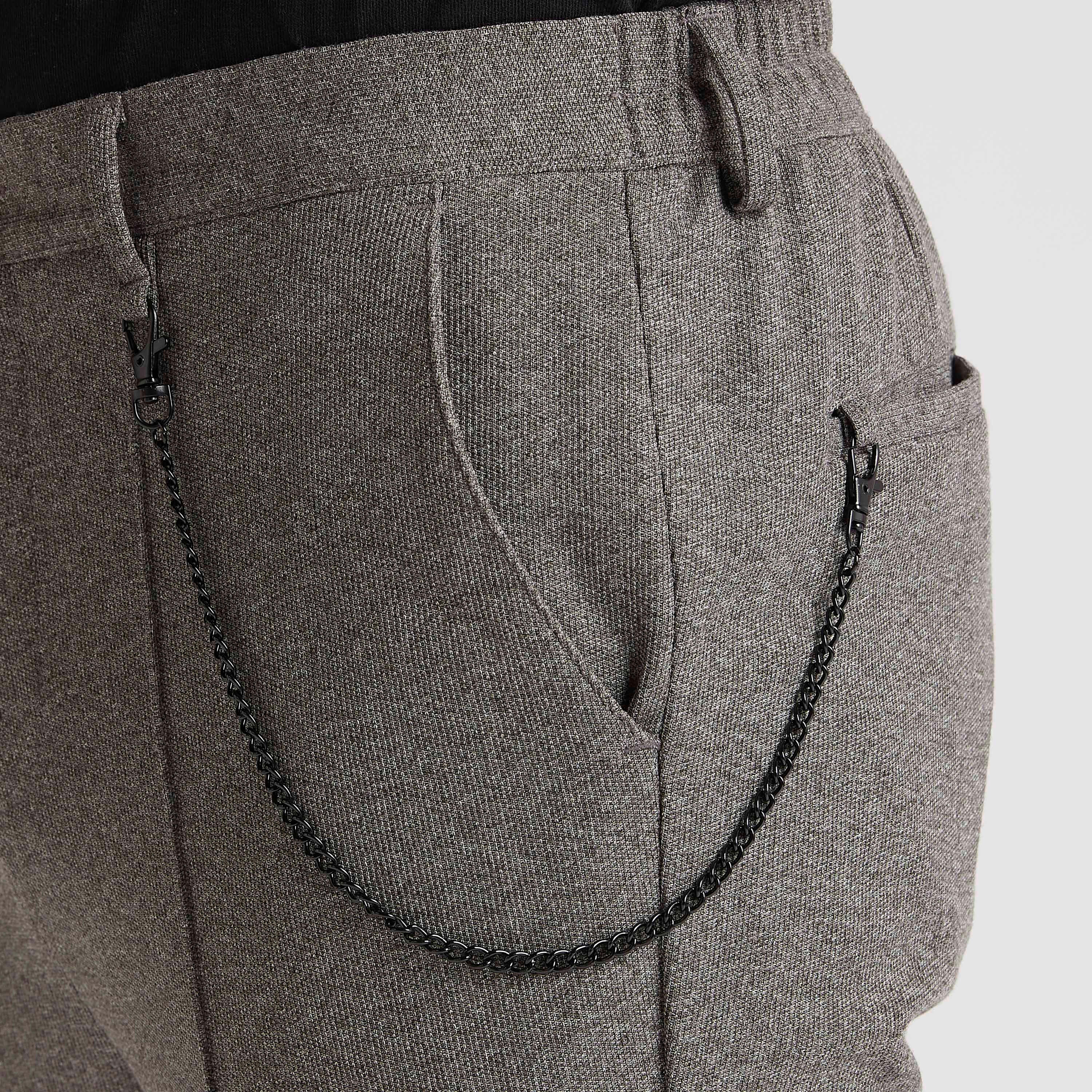 بنطلون شينو قصير سادة بخصر مطّاطي-men-clothing-bottoms-trousersandchinos-trousers-image-1