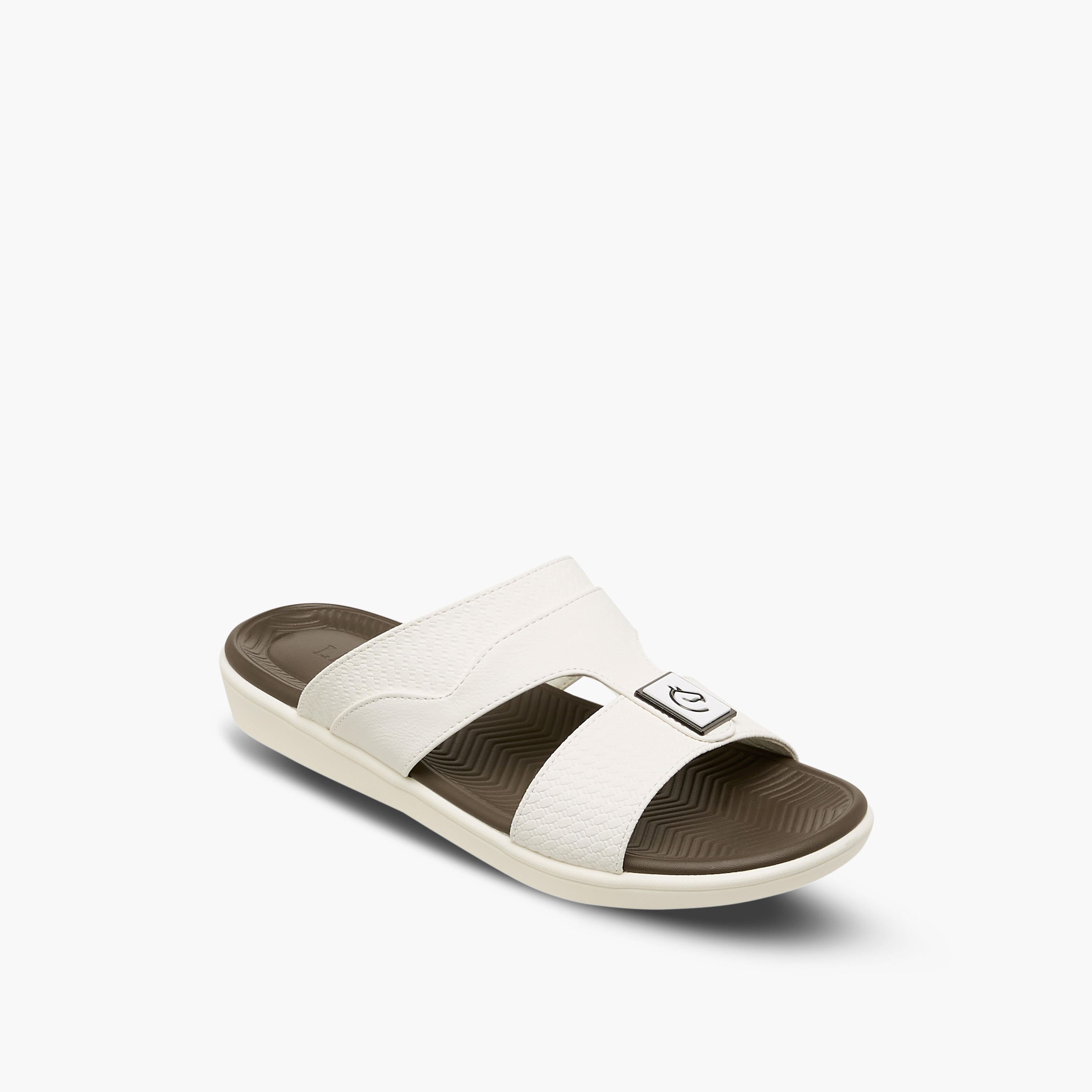LBL by Shoexpress Men Textured Arabic Sandals-men-shoes-sandals-image-2
