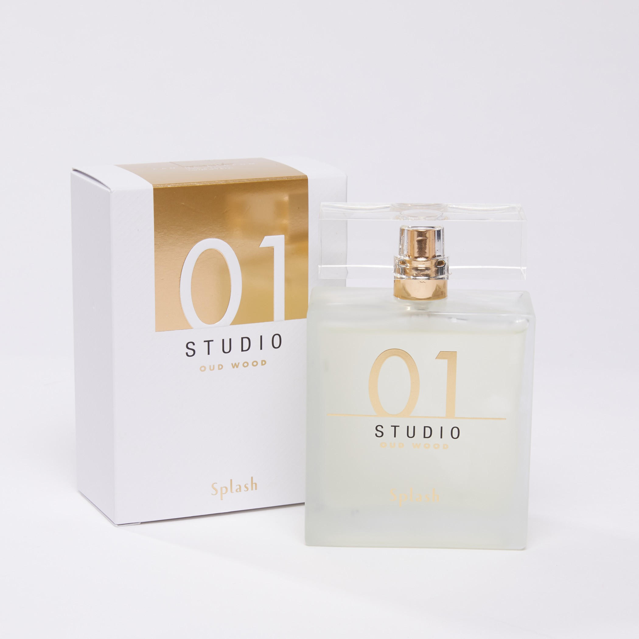 01 Studio Oud Wood Spray - 100 ml-beautyandpersonalcare-fragrance-men-image-1