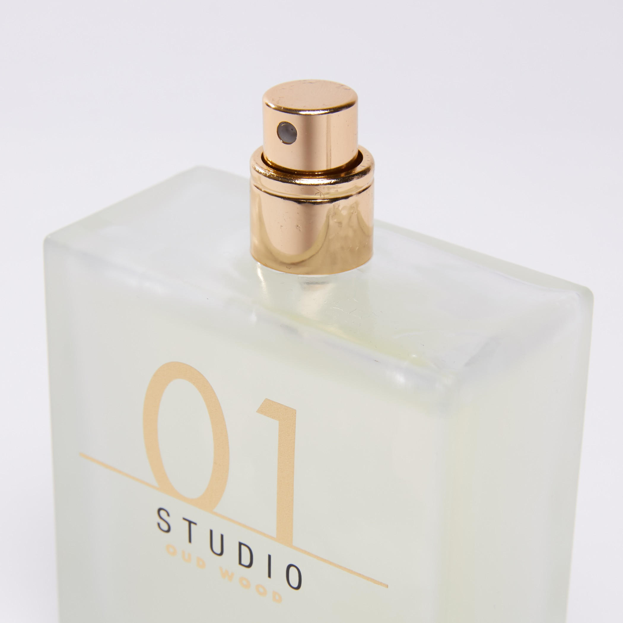 01 Studio Oud Wood Spray - 100 ml-beautyandpersonalcare-fragrance-men-image-3