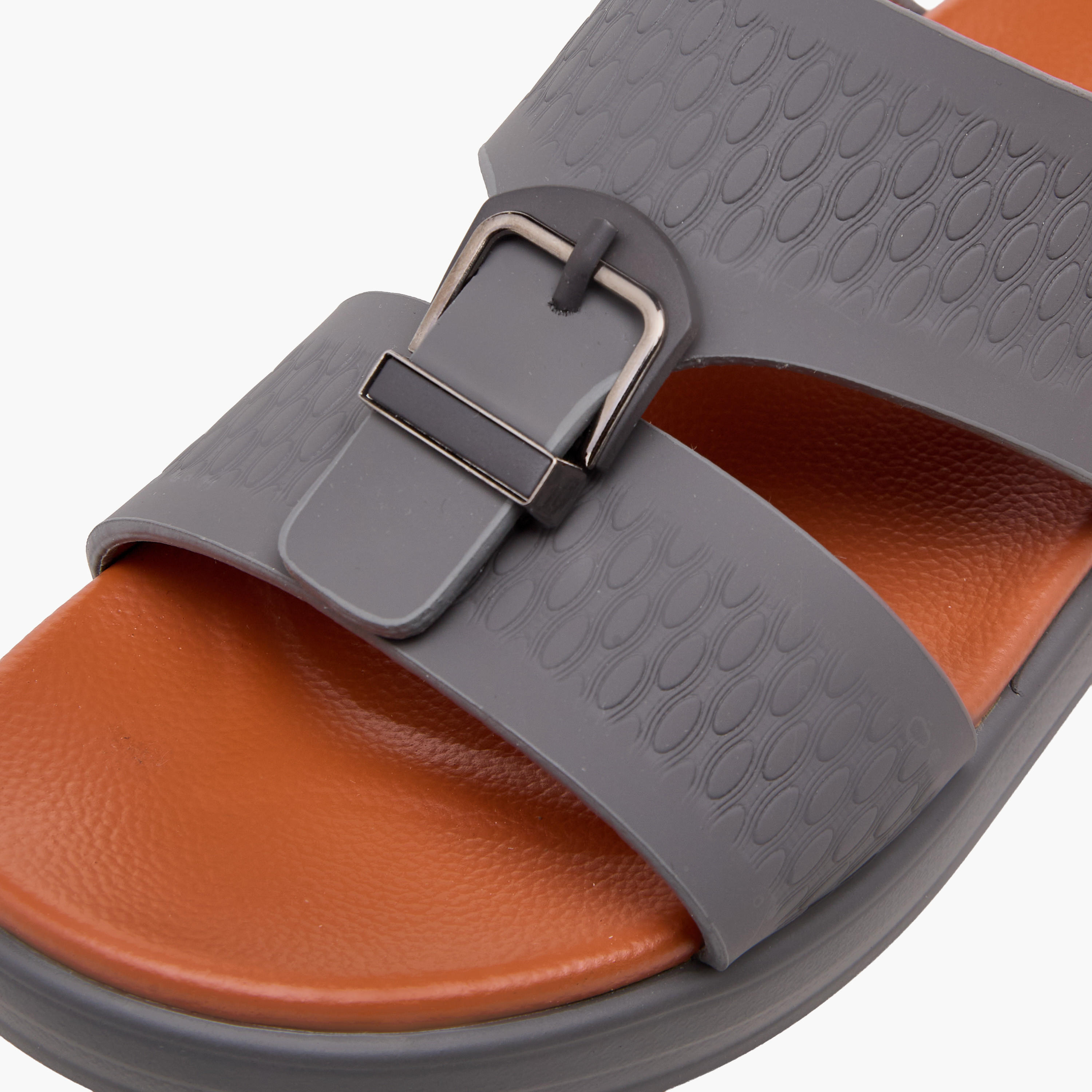 صندل عربي سهل الارتداء للأولاد من إل بي إل من شو إكسبرس-boys-shoes-sandals-image-21
