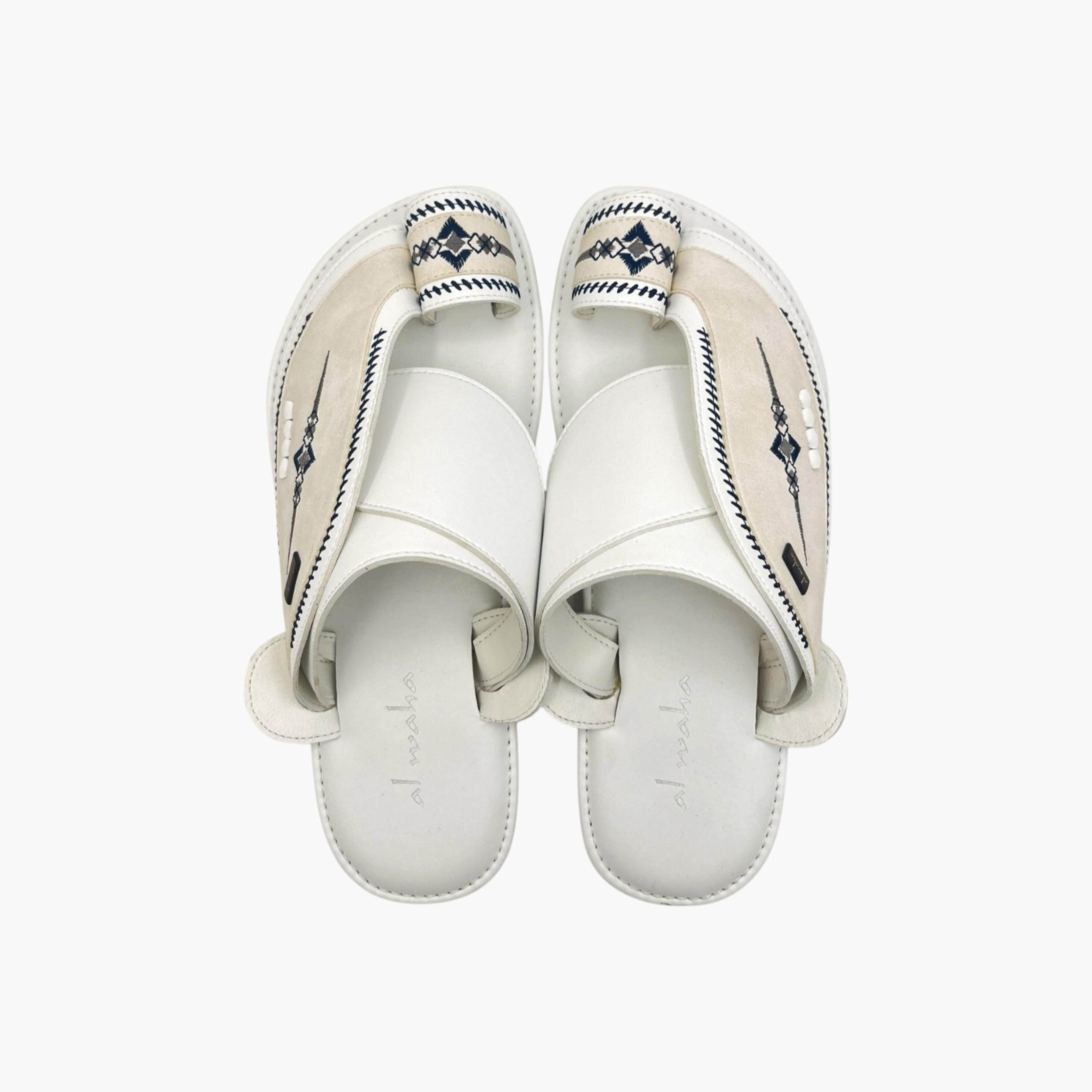 صندل عربي مطرّز سهل الارتداء من الواحة-men-shoes-sandals-image-1