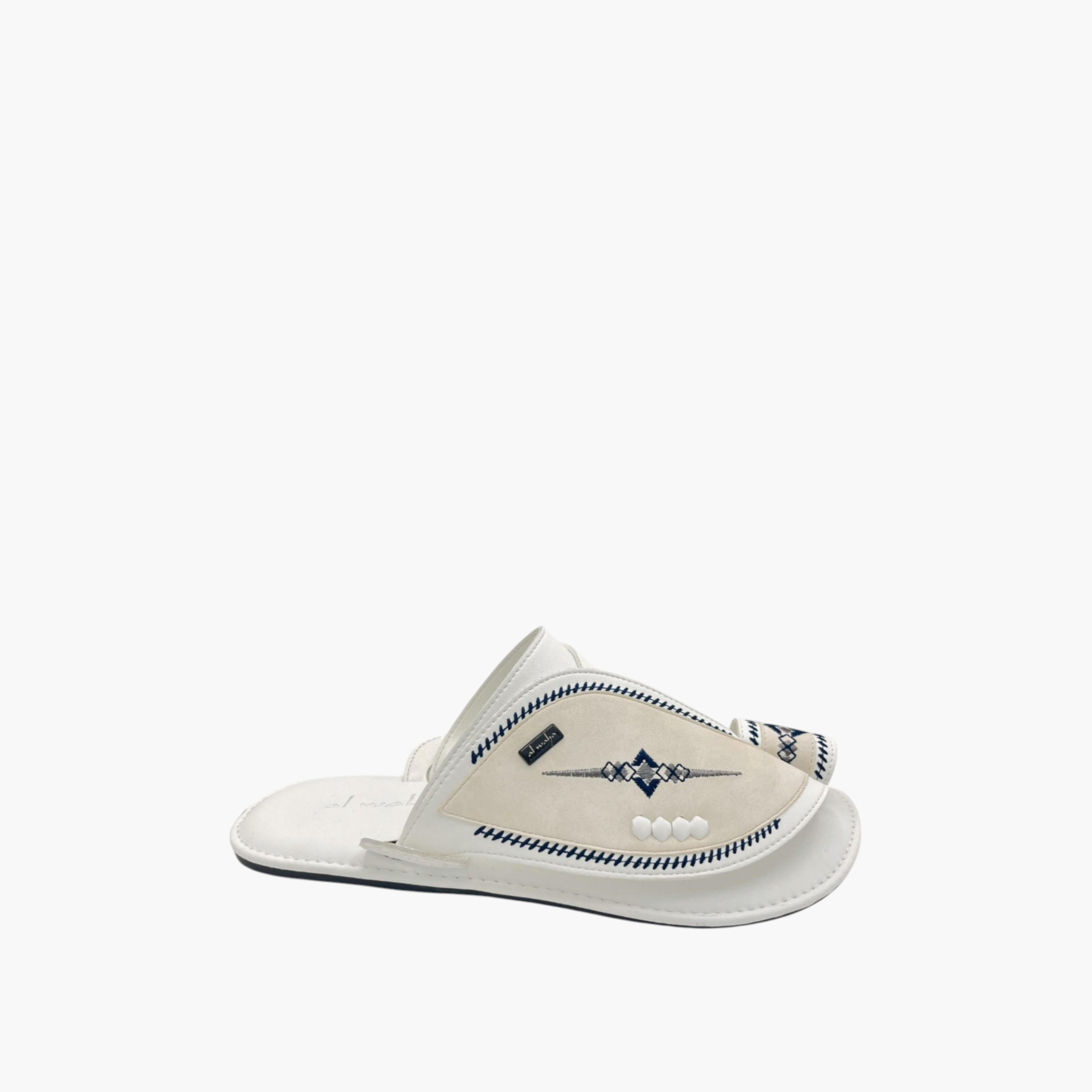 صندل عربي مطرّز سهل الارتداء من الواحة-men-shoes-sandals-image-2