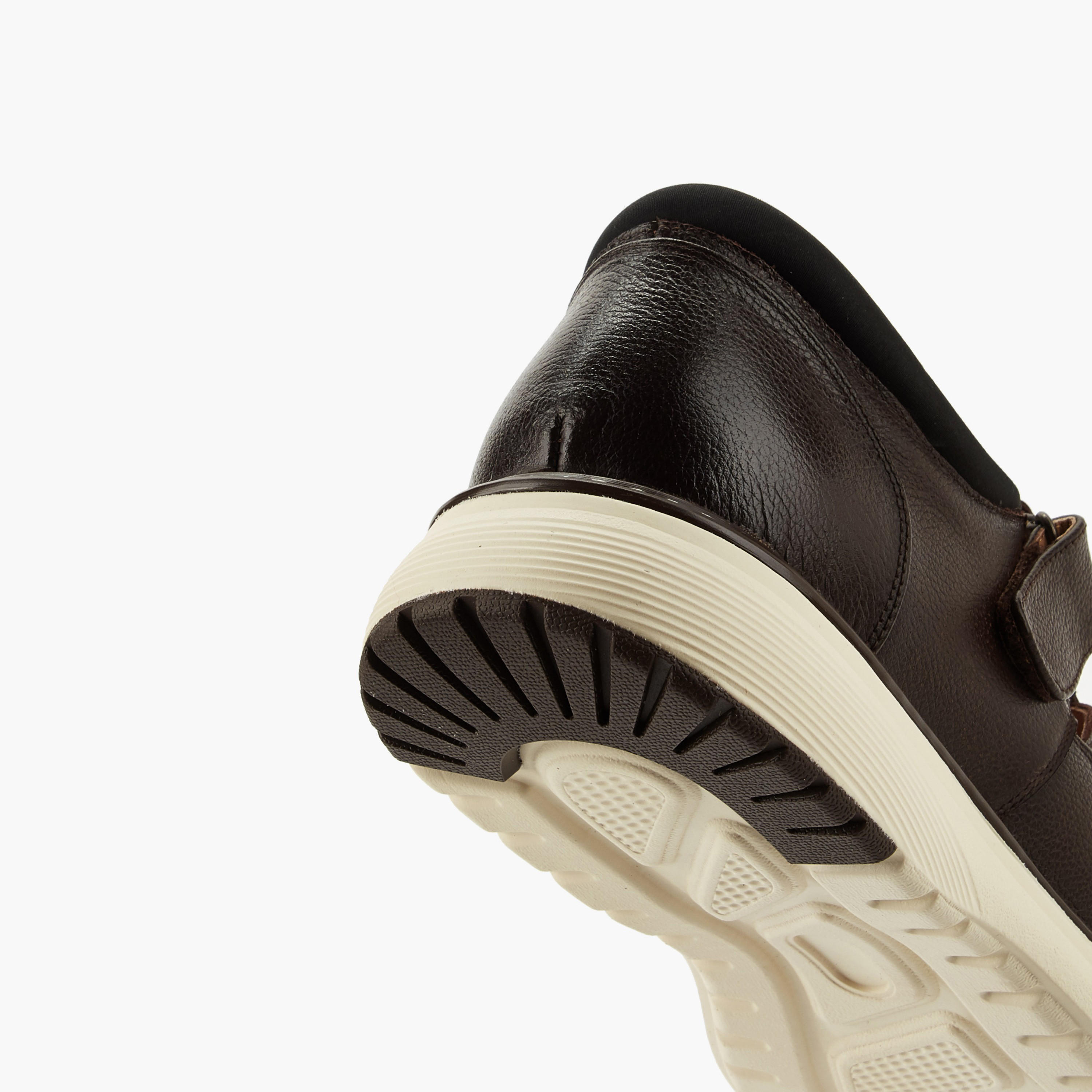 Le Confort Men Textured Fisherman Sandals-men-shoes-sandals-image-5