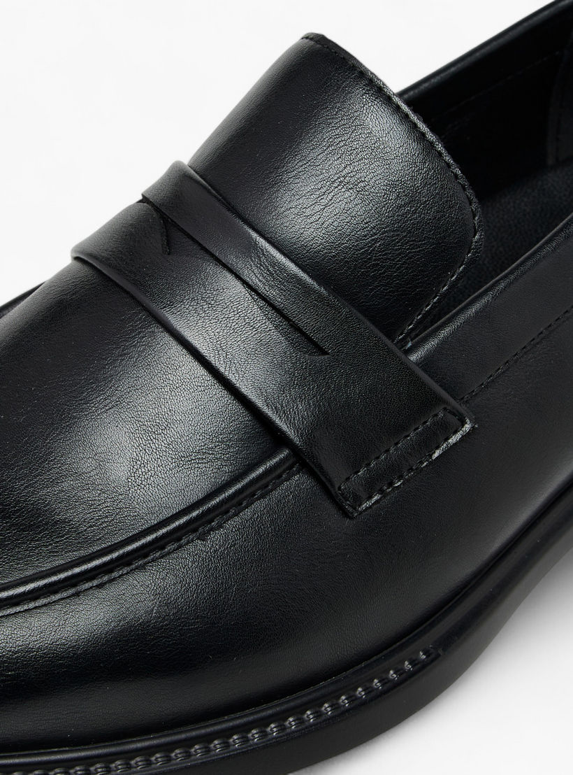 Duchini Men's Cutout Detail Slip-On Loafers-men-shoes-loafersandmoccasins-image-4