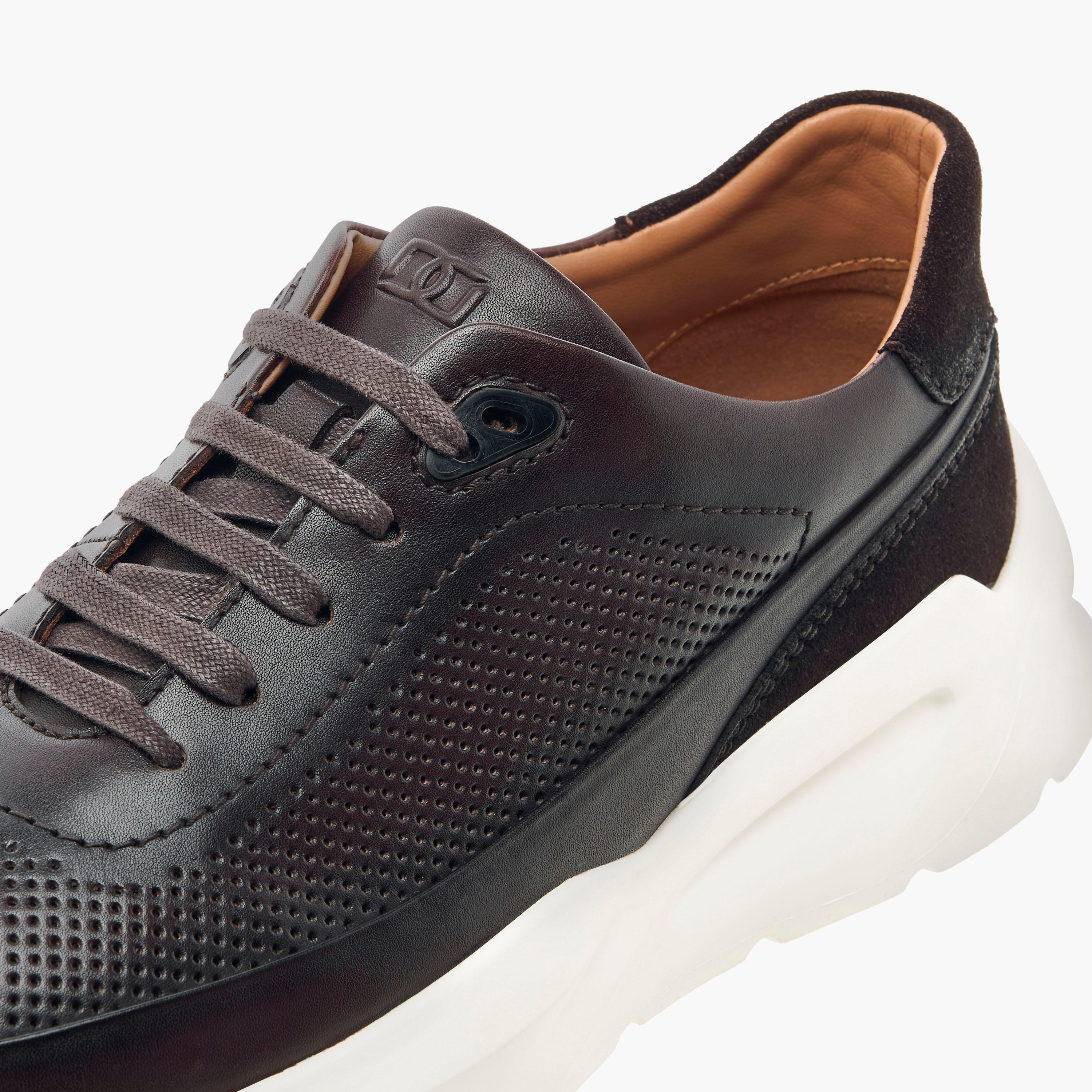حذاء سنيكرز جلد بارز الملمس بطول الكاحل برباط للرجال من دوتشيني-men-shoes-sneakers-image-4