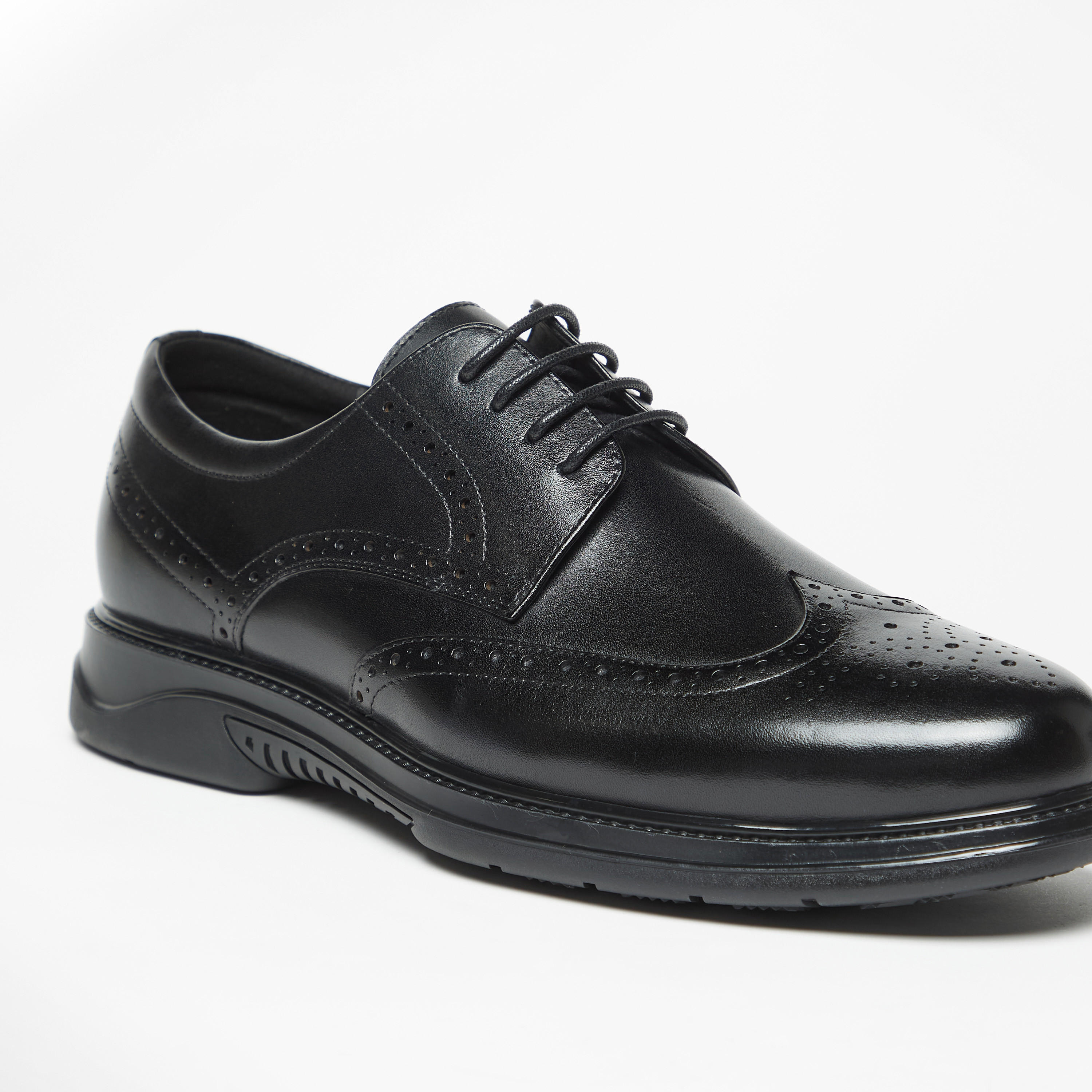 Le Confort Leather Perforated Derby Shoes with Lace-Up Closure-men-shoes-formalshoes-image-4