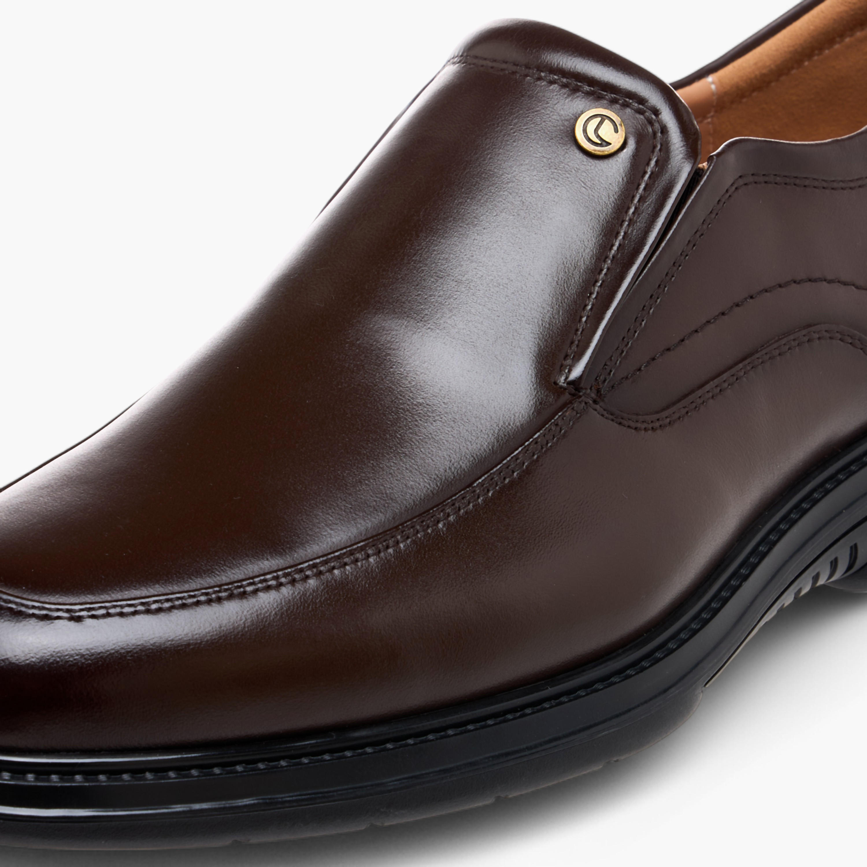 Le Confort Leather Solid Slip-On Loafers-men-shoes-loafersandmoccasins-image-4