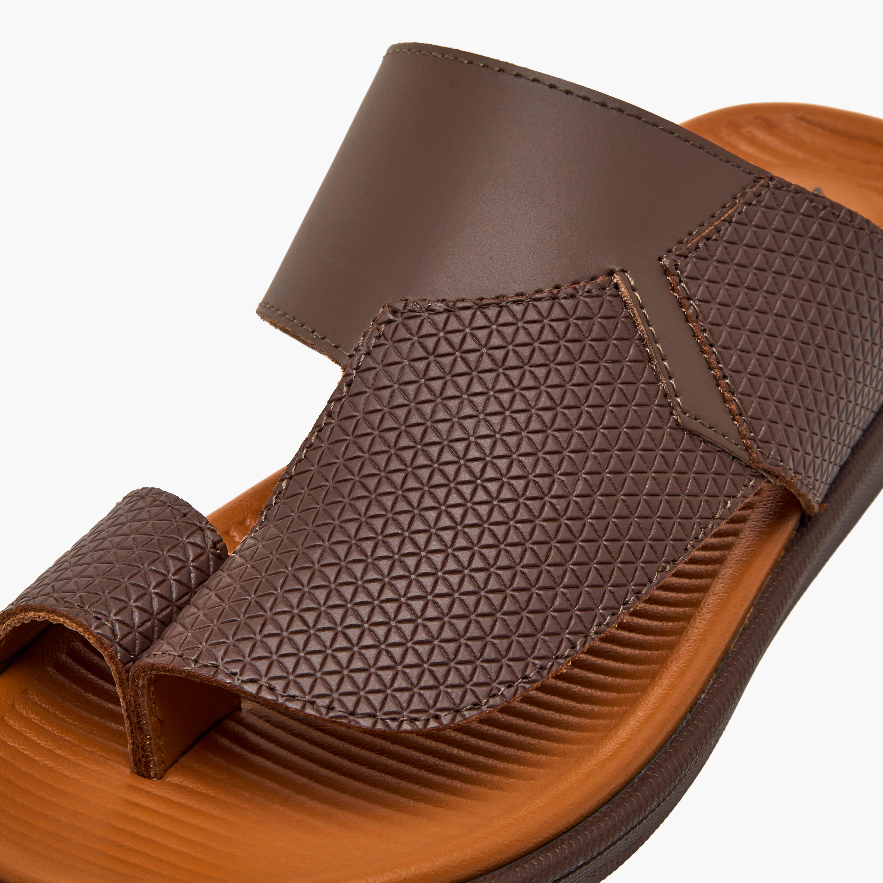 صندل عربي جلد بتفاصيل حلقة إصبع للأولاد من الواحة-boys-shoes-sandals-image-4