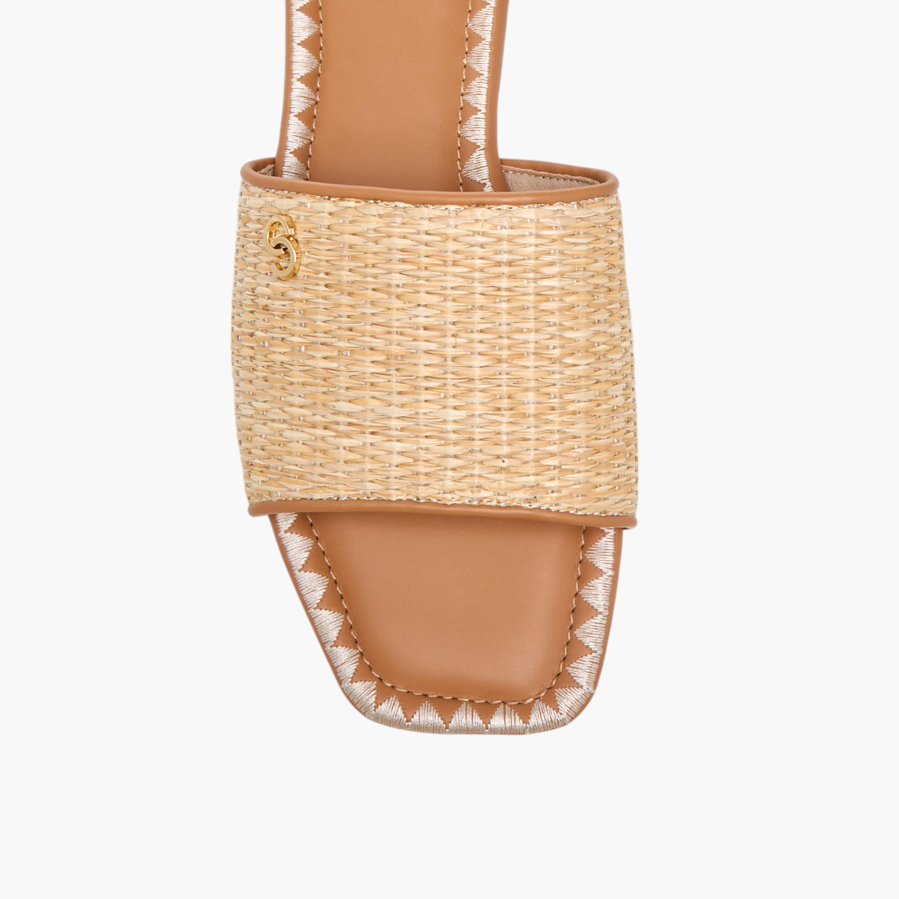 صندل مسطح بارز الملمس سهل الارتداء للنساء من سيليست-women-shoes-flats-sandals-image-4