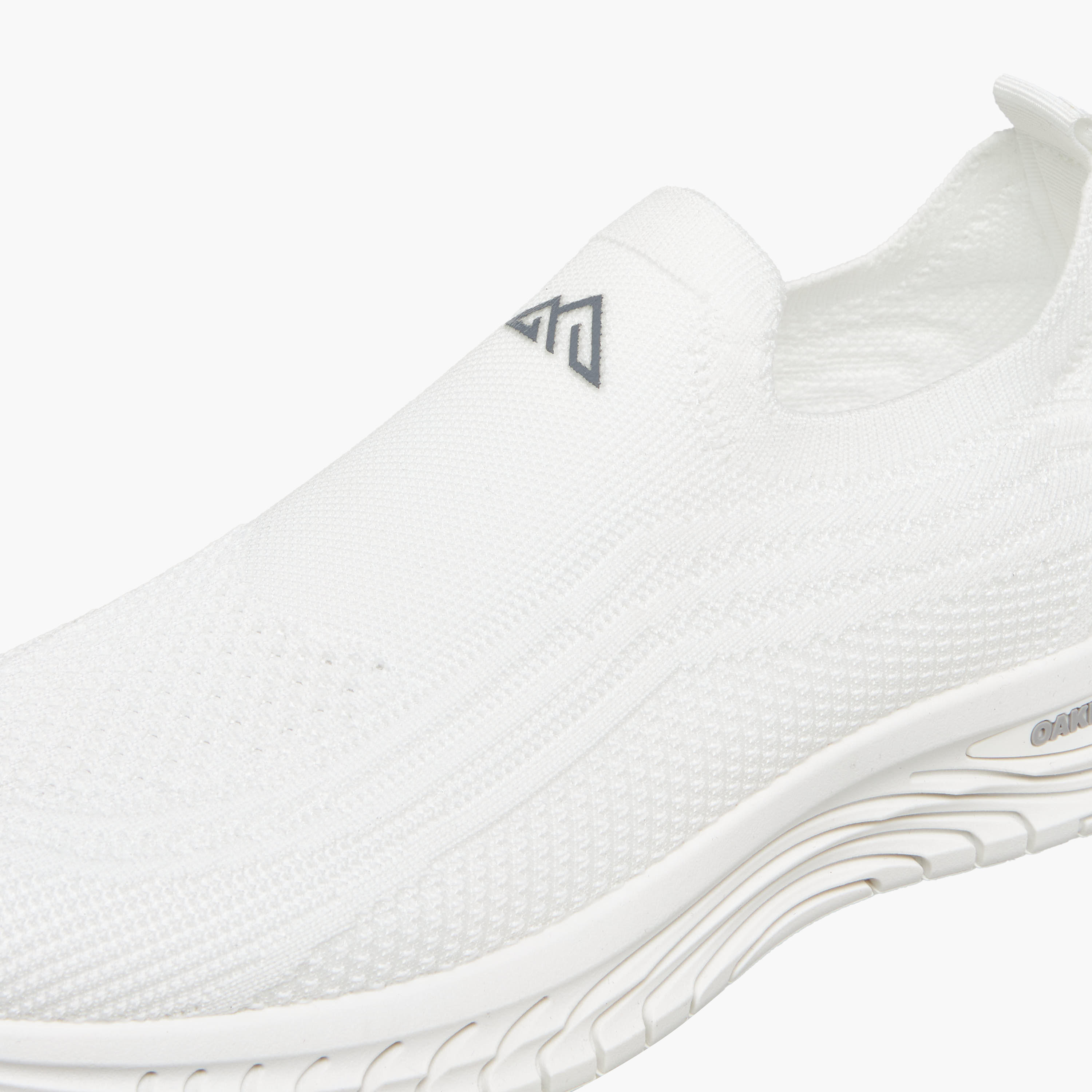 حذاء رياضي سهل الارتداء للرجال من أوكلان من شو إكسبريس-men-shoes-sports-image-4