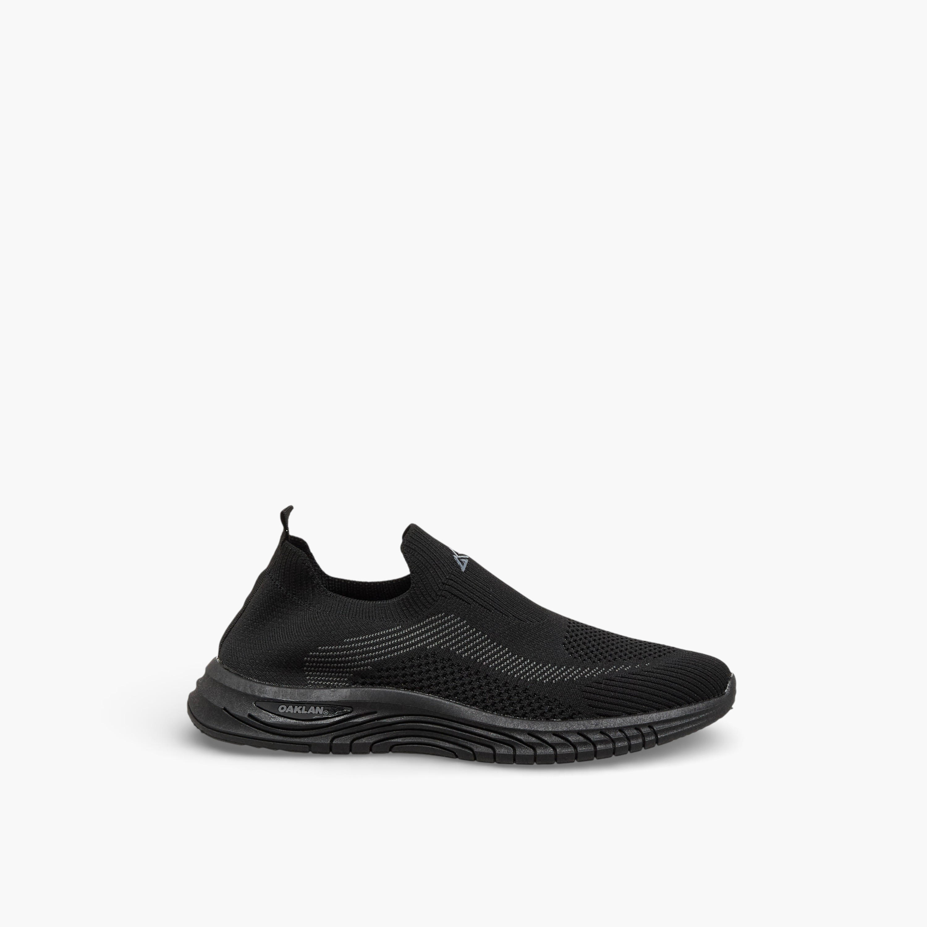 حذاء رياضي سهل الارتداء للرجال من أوكلان من شو إكسبريس-men-shoes-sneakers-image-3