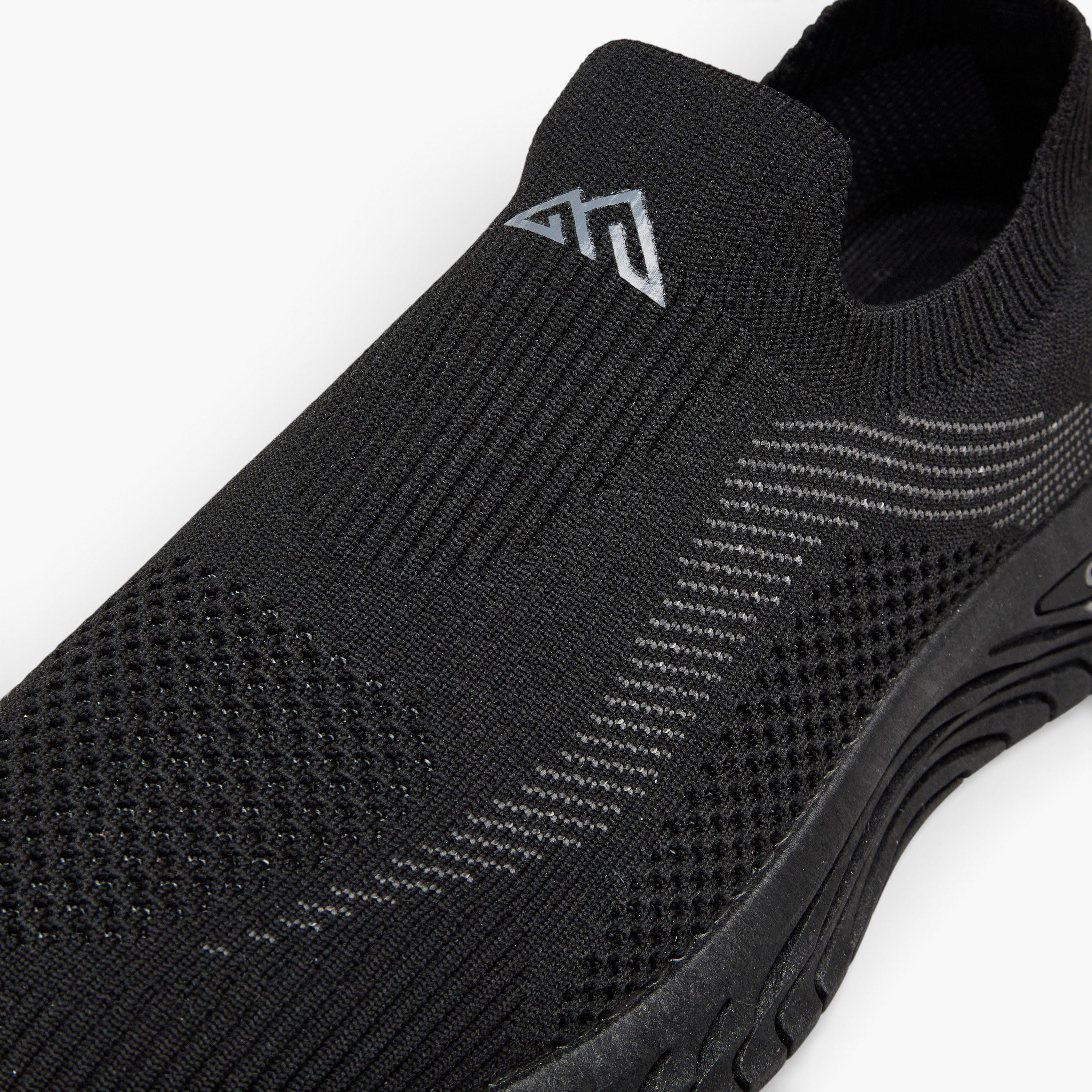 حذاء رياضي سهل الارتداء للرجال من أوكلان من شو إكسبريس-men-shoes-sneakers-image-4