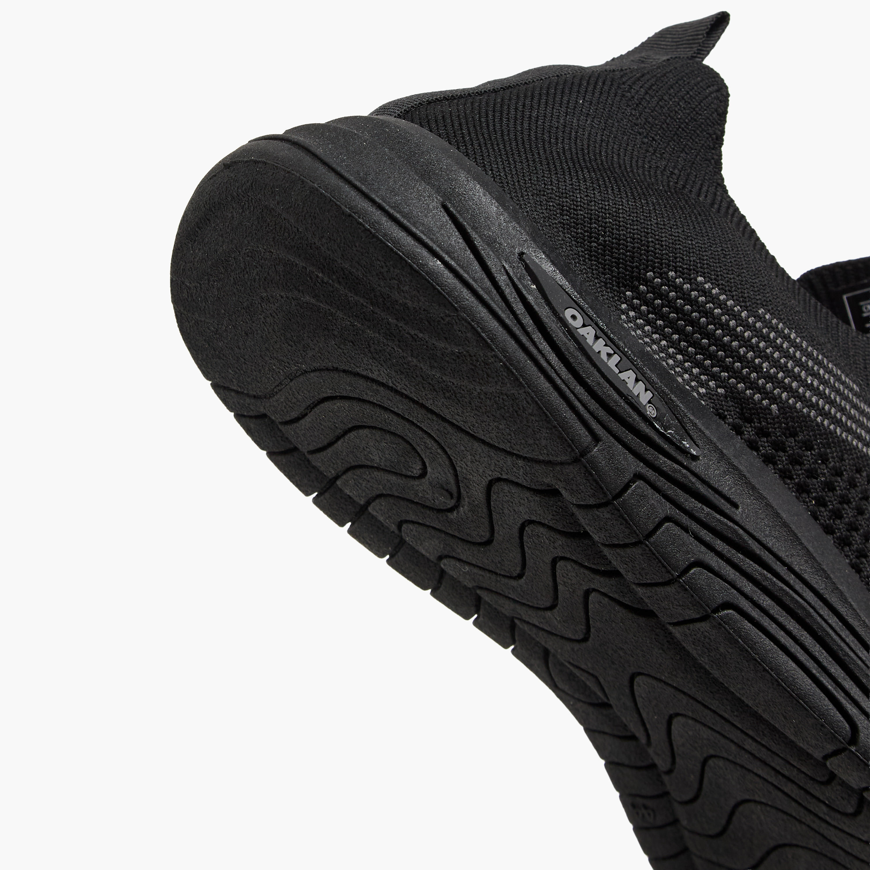 حذاء رياضي سهل الارتداء للرجال من أوكلان من شو إكسبريس-men-shoes-sneakers-image-5