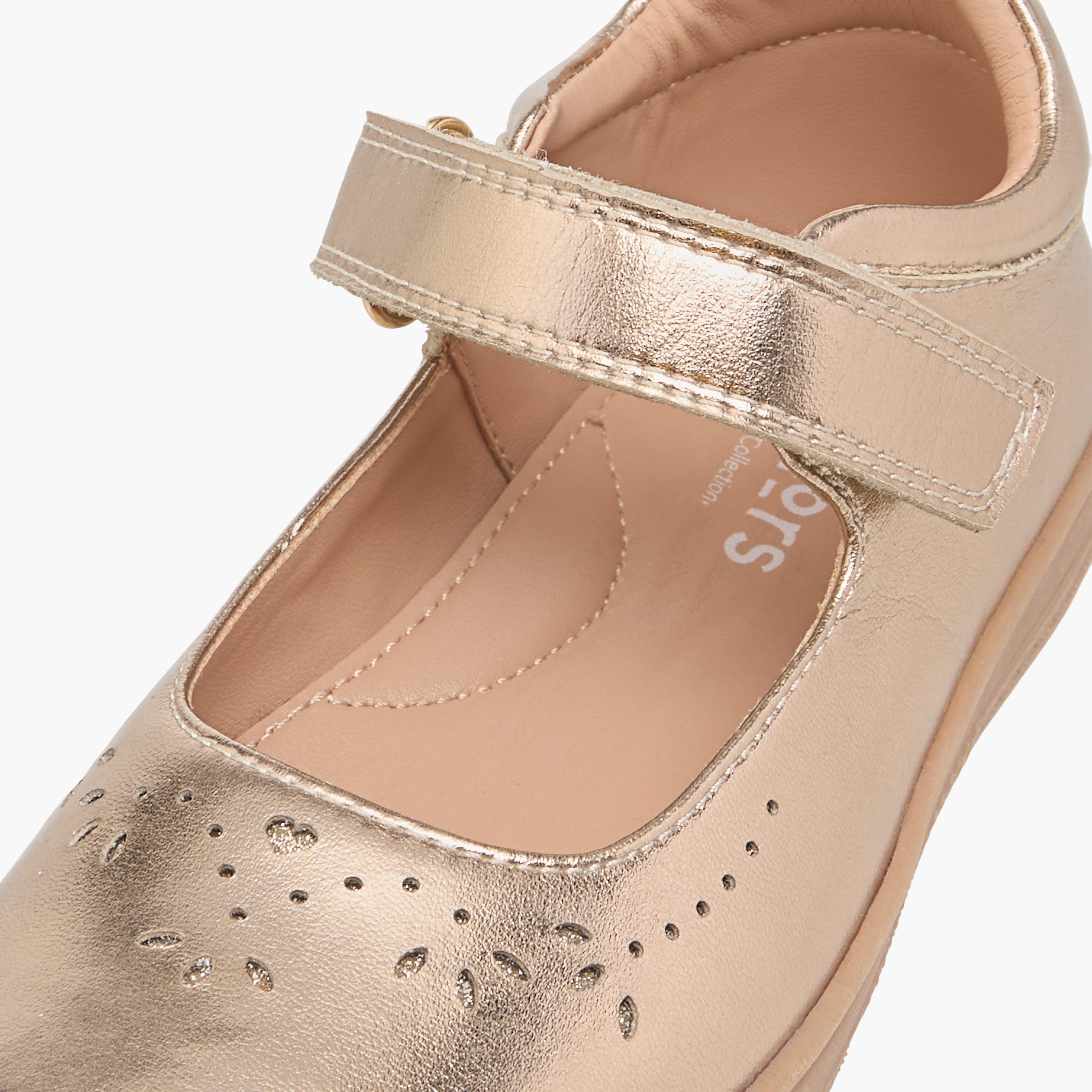 Juniors Cutwork Detail Mary Jane Shoes with Hook and Loop Closure-girls-shoes-maryjanes-image-5