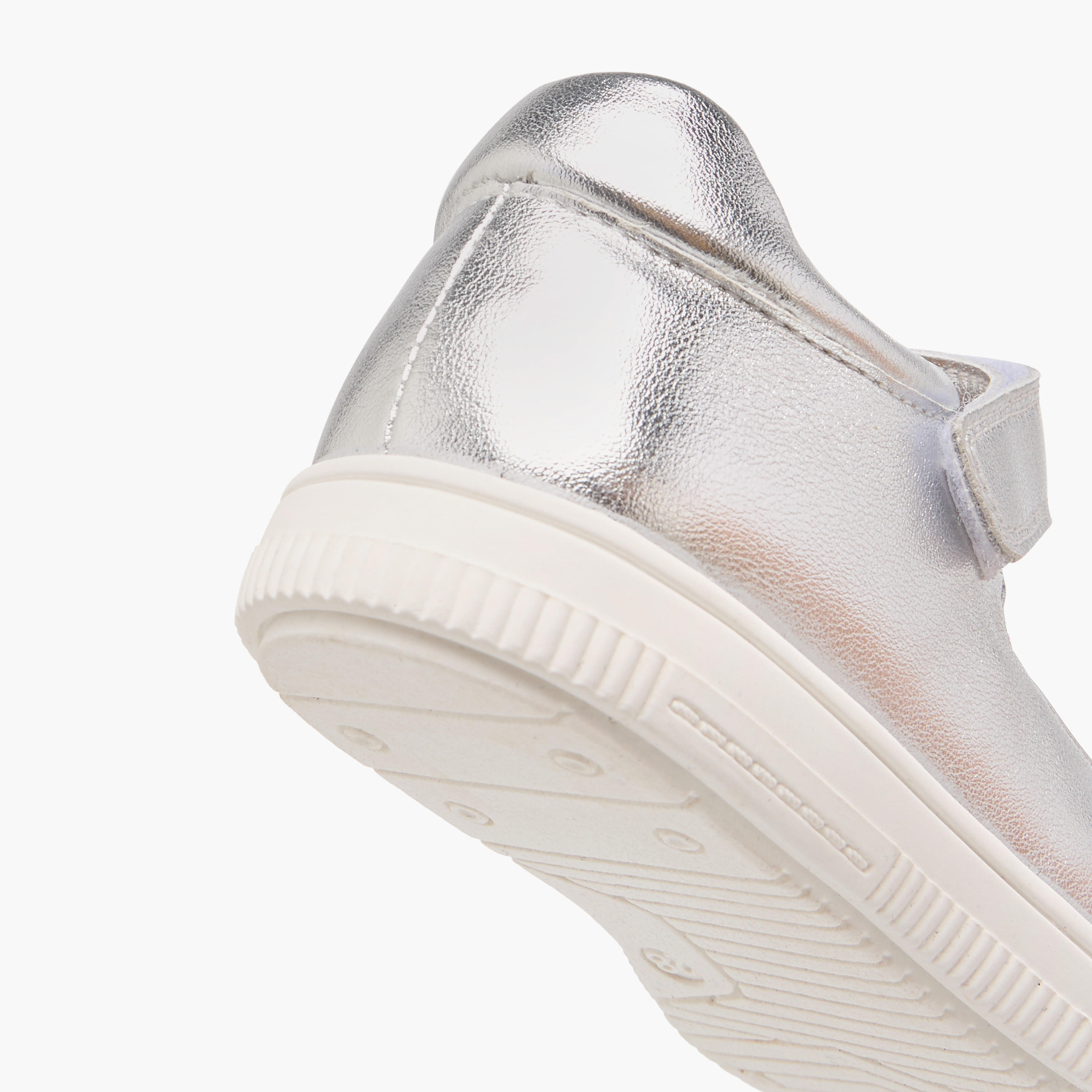 Juniors Cutwork Detail Mary Jane Shoes with Hook and Loop Closure-girls-shoes-maryjanes-image-6