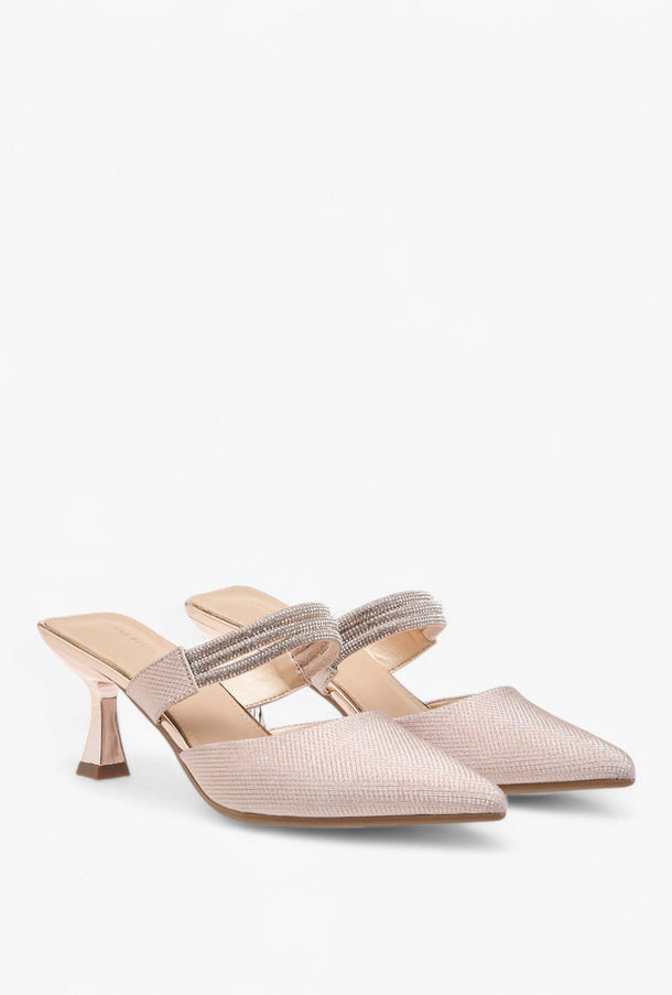 حذاء ميول مزين بمقدمة مدببة وكعب من فلورا بيلا-women-shoes-heels-image-1