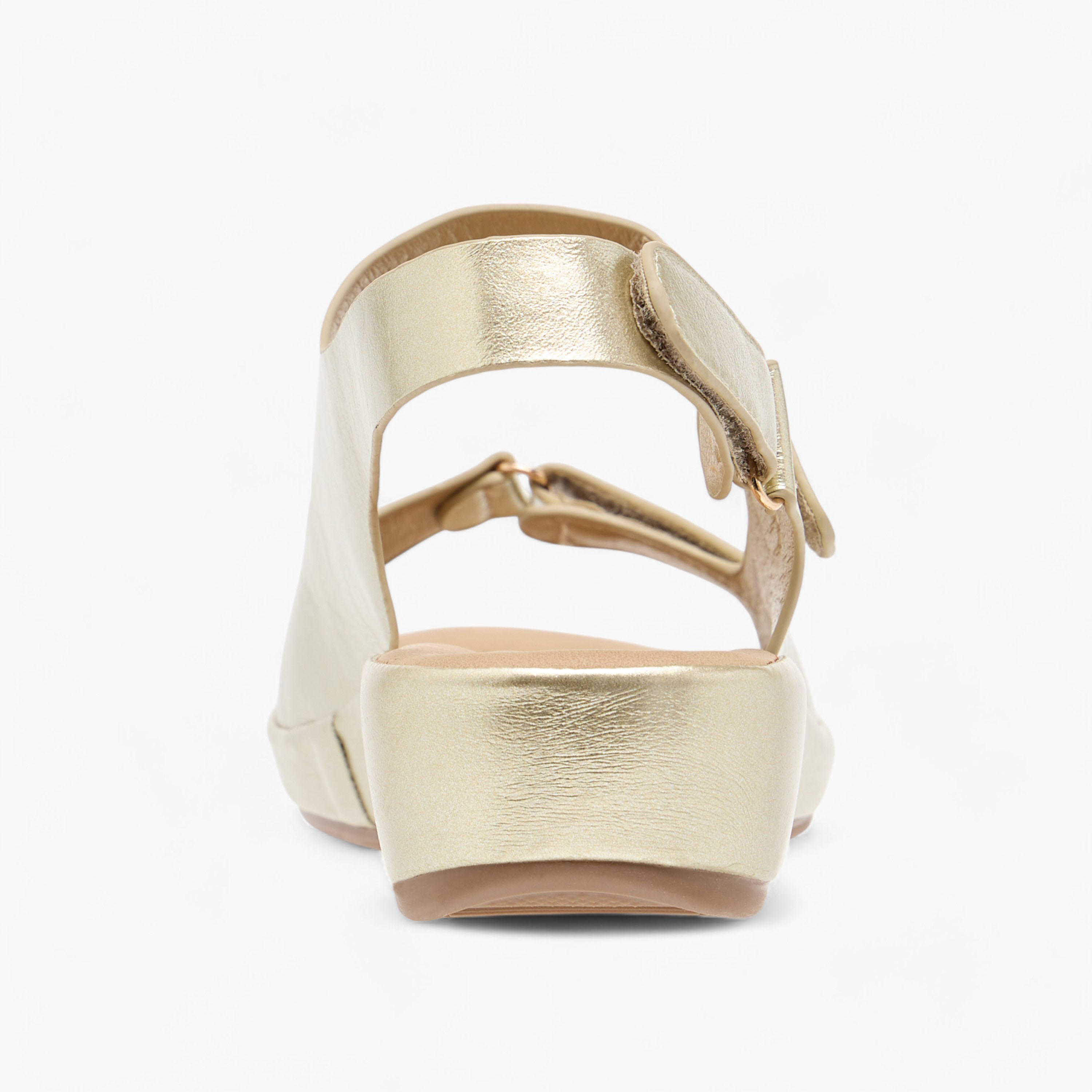 صندل مريح سادة بشريط إغلاق لاصق من فلورا بيلا-women-shoes-flats-sandals-image-4