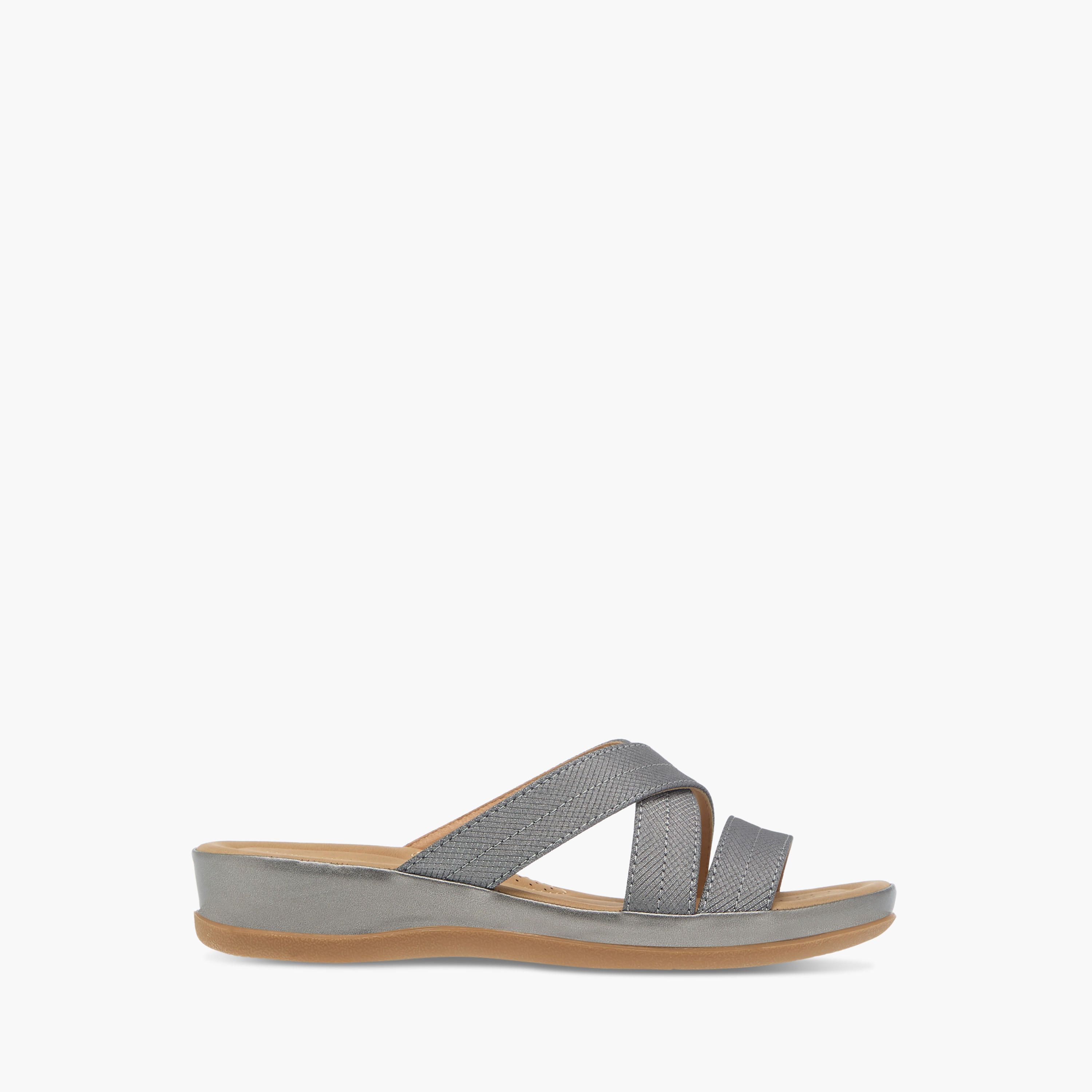 صندل مريح بارز الملمس سهل الارتداء بأحزمة من فلورا بيلا-women-shoes-sandals-heeled-image-3