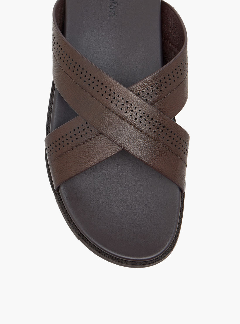 صندل مريح سهل الارتداء بارز الملمس بحزام متقاطع من لو كونفورت-men-shoes-sandals-image-3