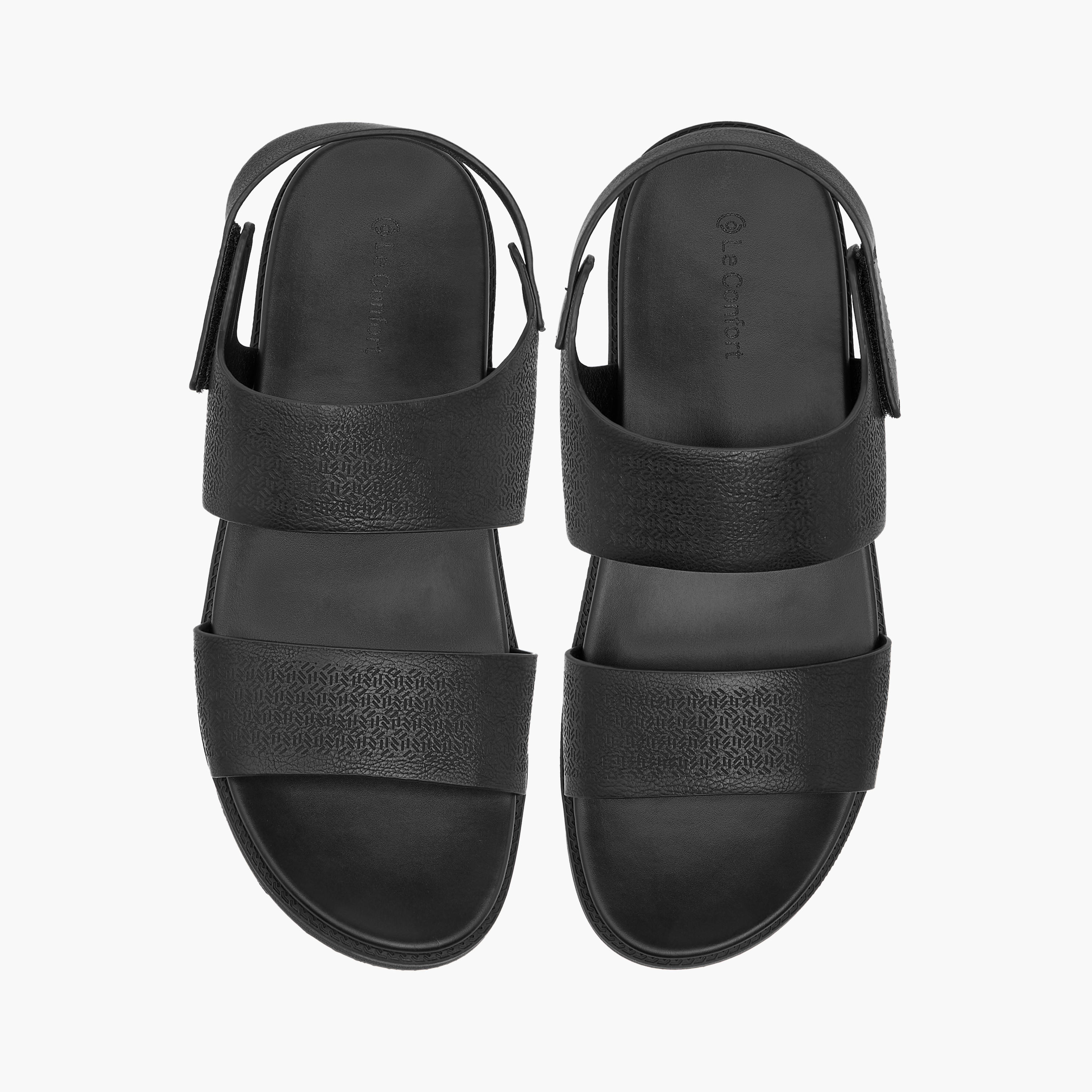 صندل مريح بارز الملمس بشريط إغلاق من لو كونفورت-men-shoes-sandals-image-1