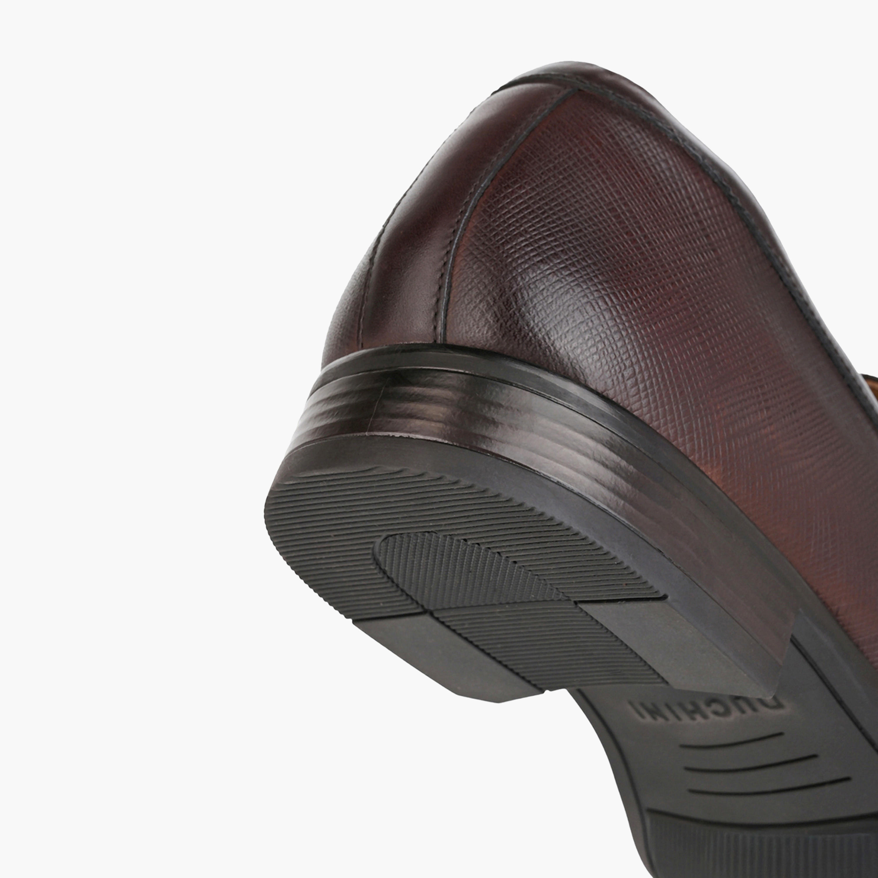 حذاء لوفر دوكيني للرجال من الجلد الطبيعي المنقوش-men-shoes-loafersandmoccasins-image-1