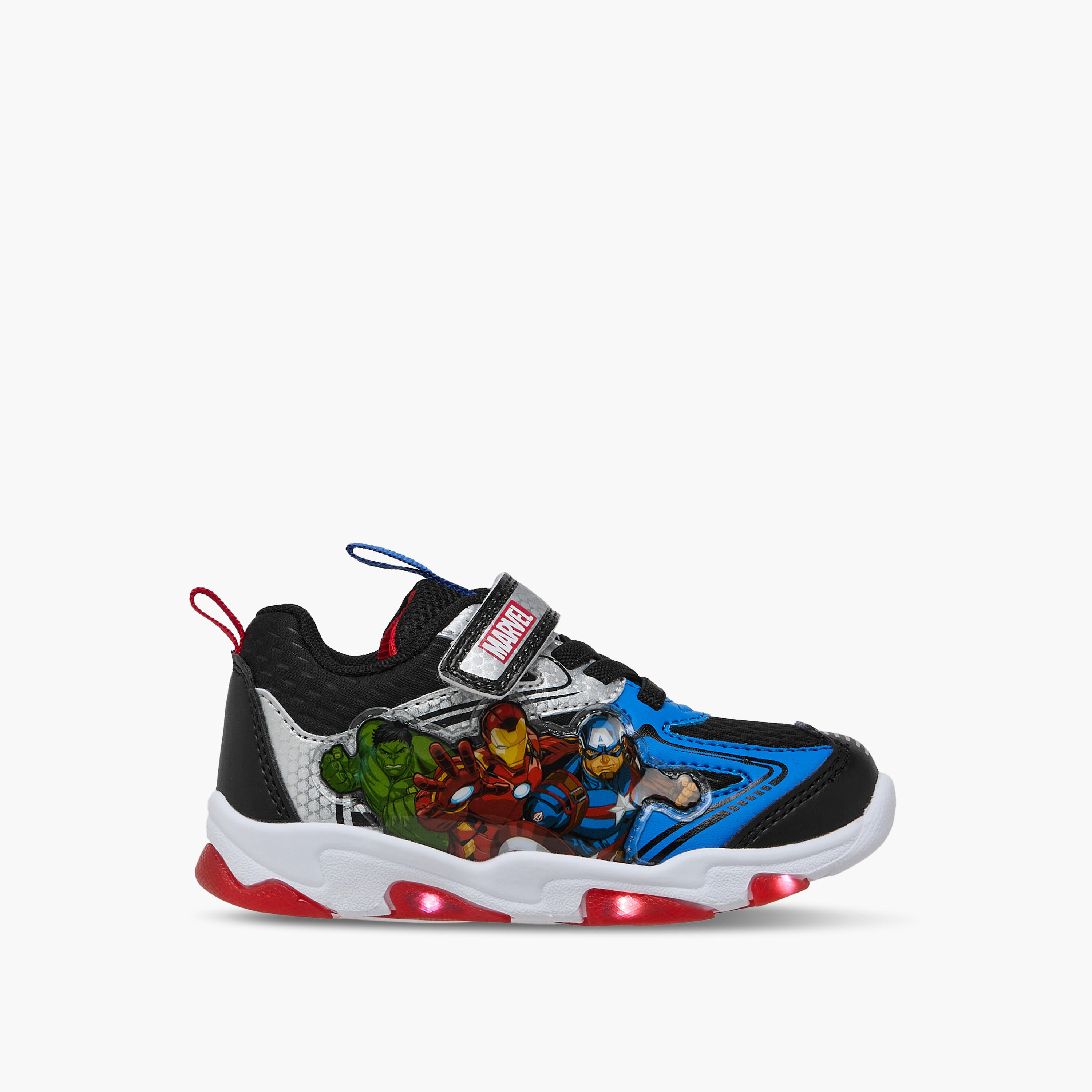 حذاء سنيكرز بشريط إغلاق لاصق وإضاءة وطبعات أفينجرز-boys-shoes-sneakers-image-4