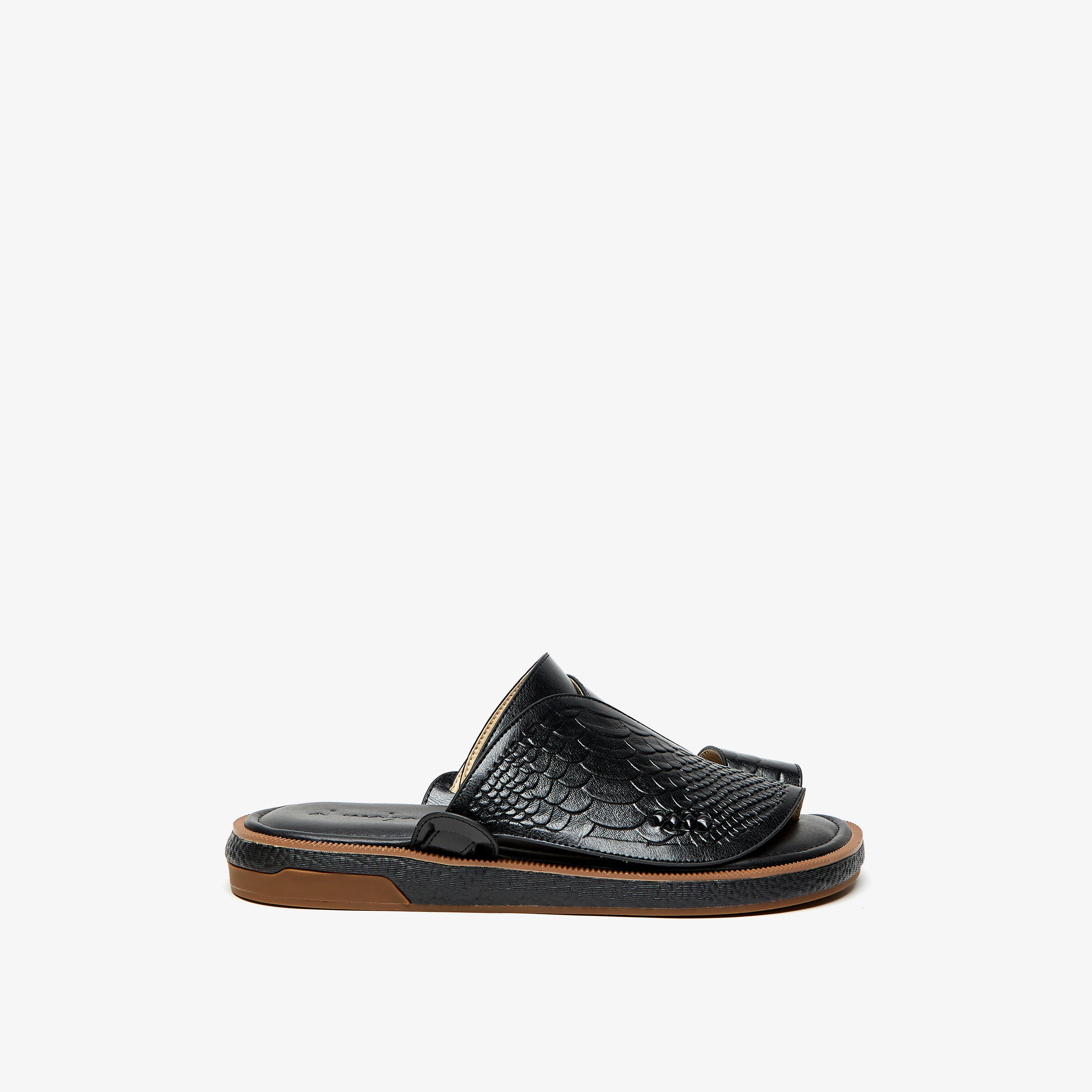 صندل عربي بارز الملمس وسهل الارتداء من الواحة-cpmen-footwear-sandals-image-3
