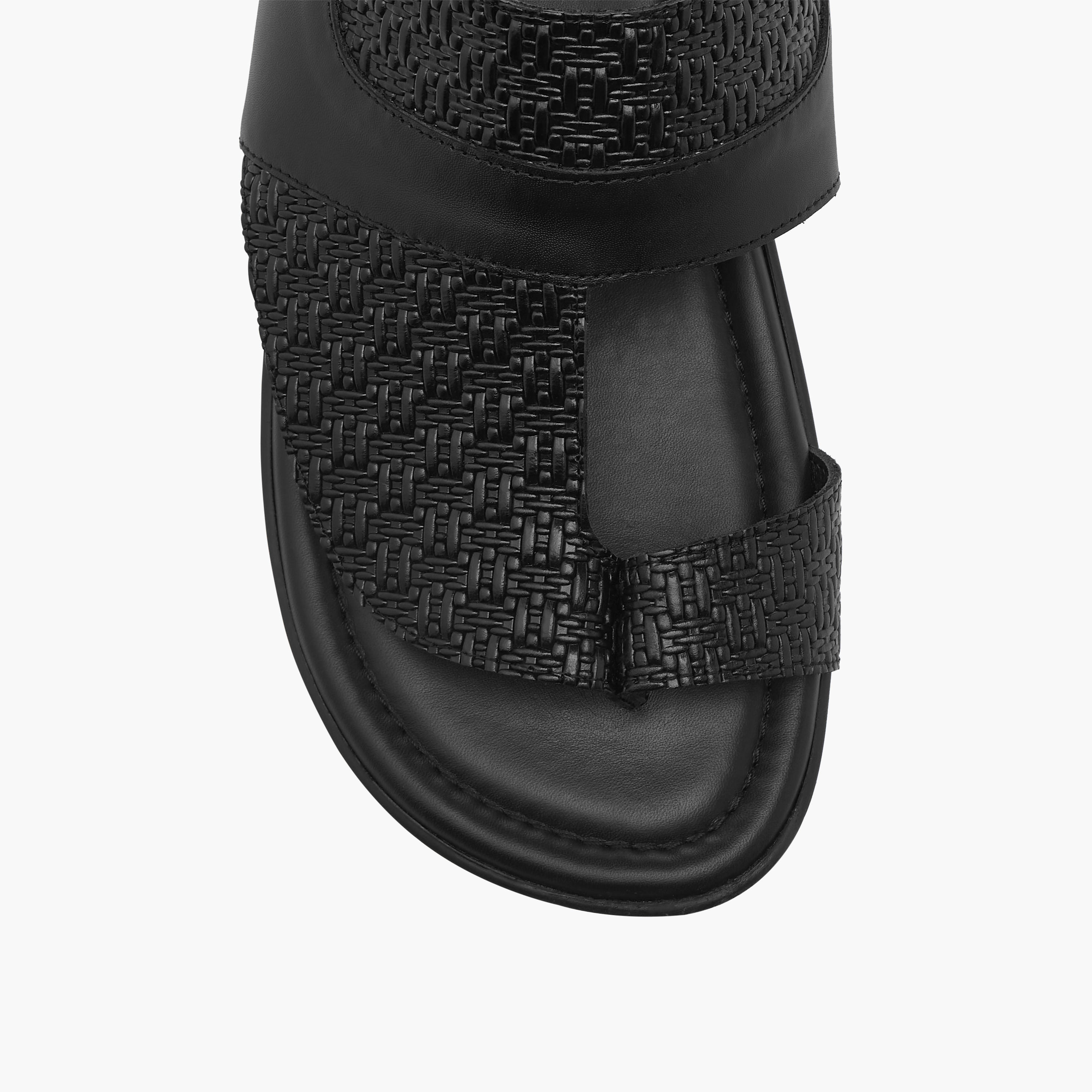 صندل عربي بارز الملمس سهل الارتداء بتفاصيل حلقة إصبع من الواحة-men-shoes-sandals-image-3