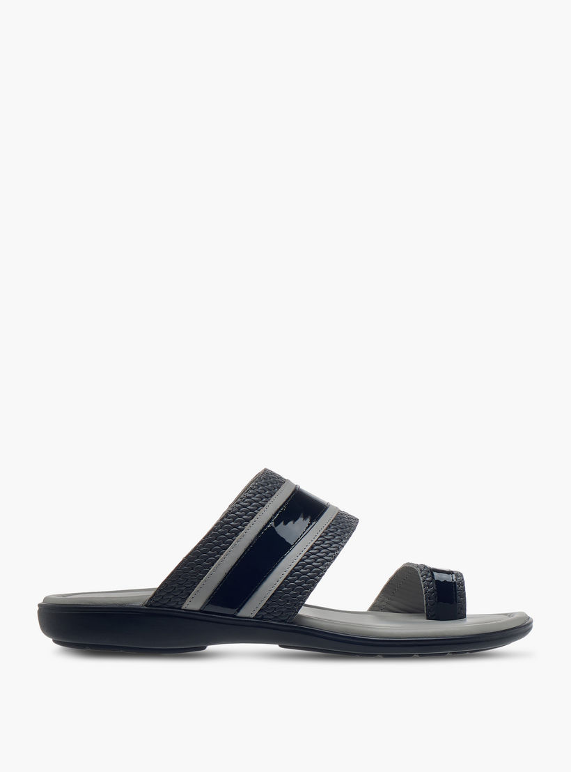 Al Waha Textured Textured Slip-On Arabic Sandals with Toe Loop Detail-men-shoes-sandals-image-2